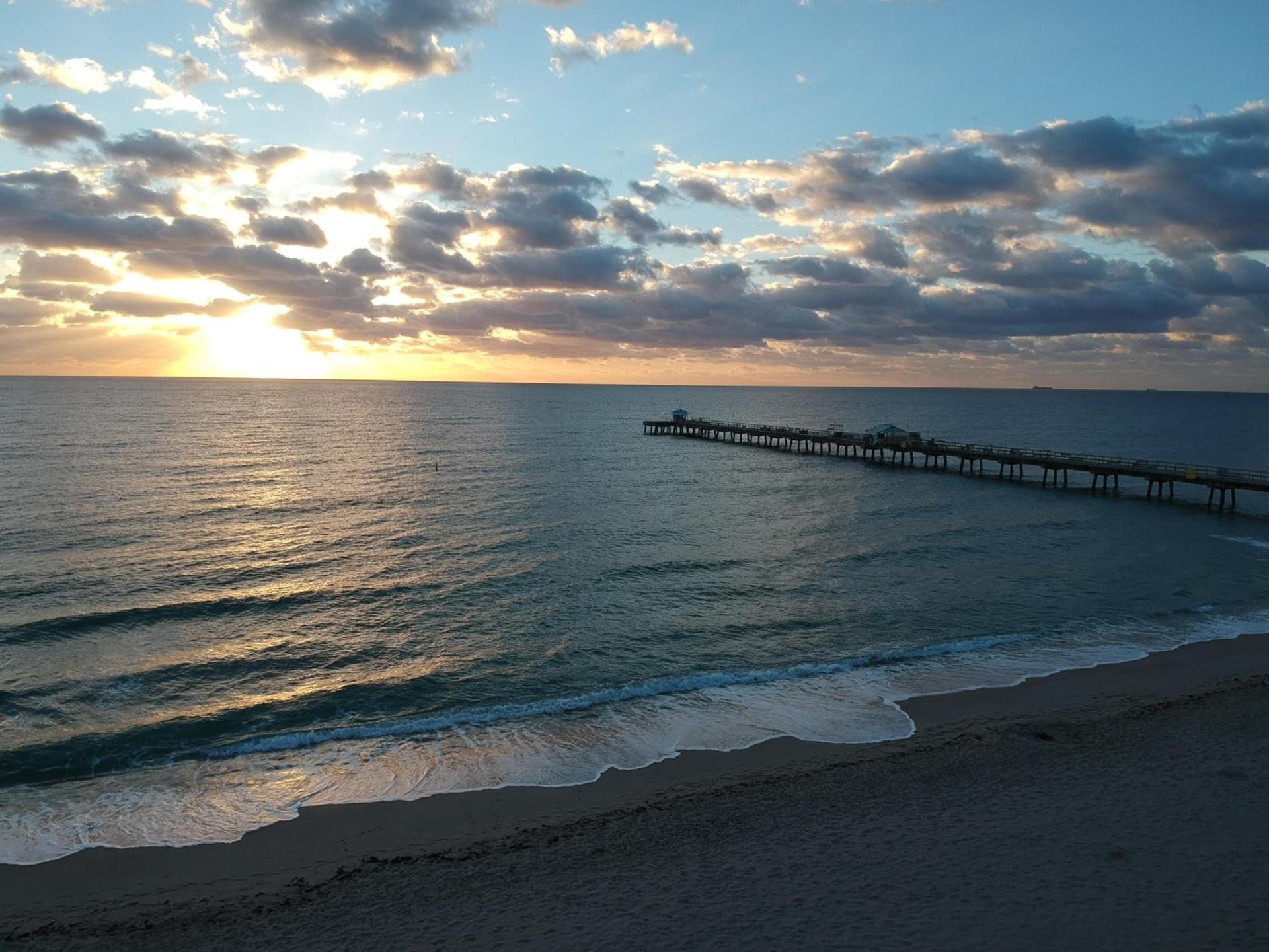 High Noon Beach Resort photo 36