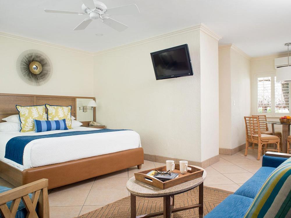 High Noon Beach Resort photo 21