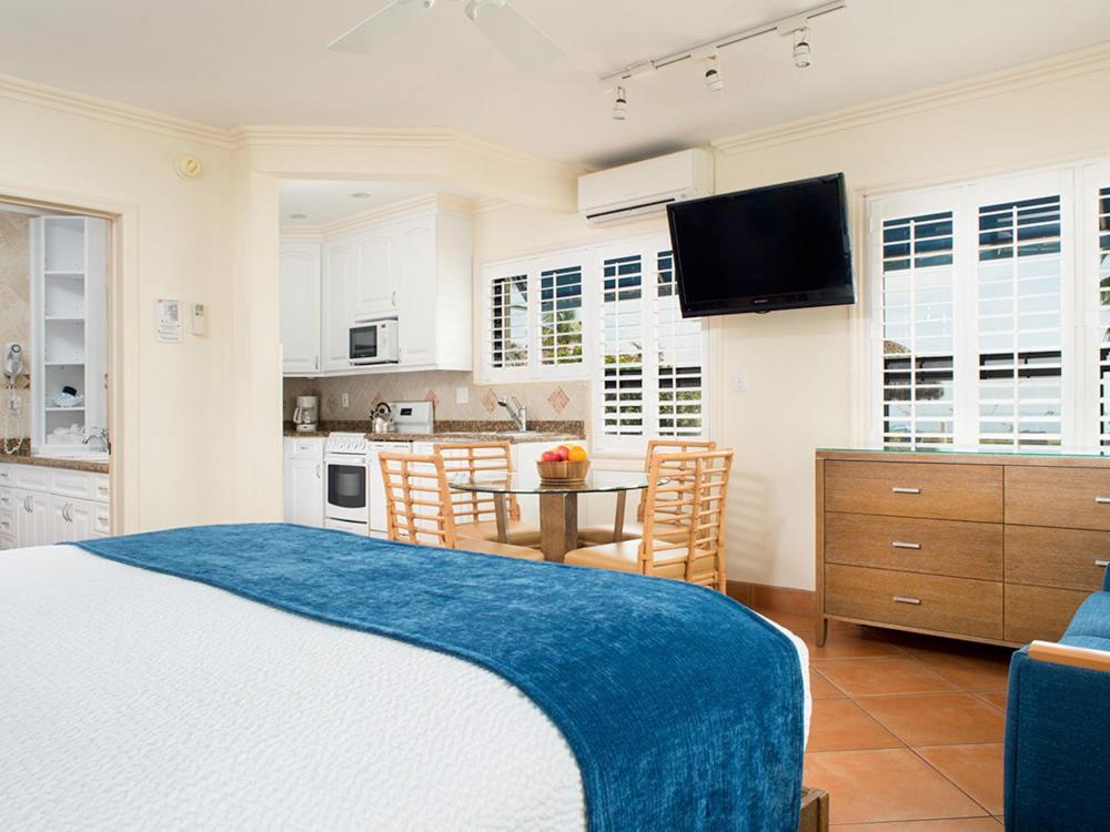 High Noon Beach Resort photo 31
