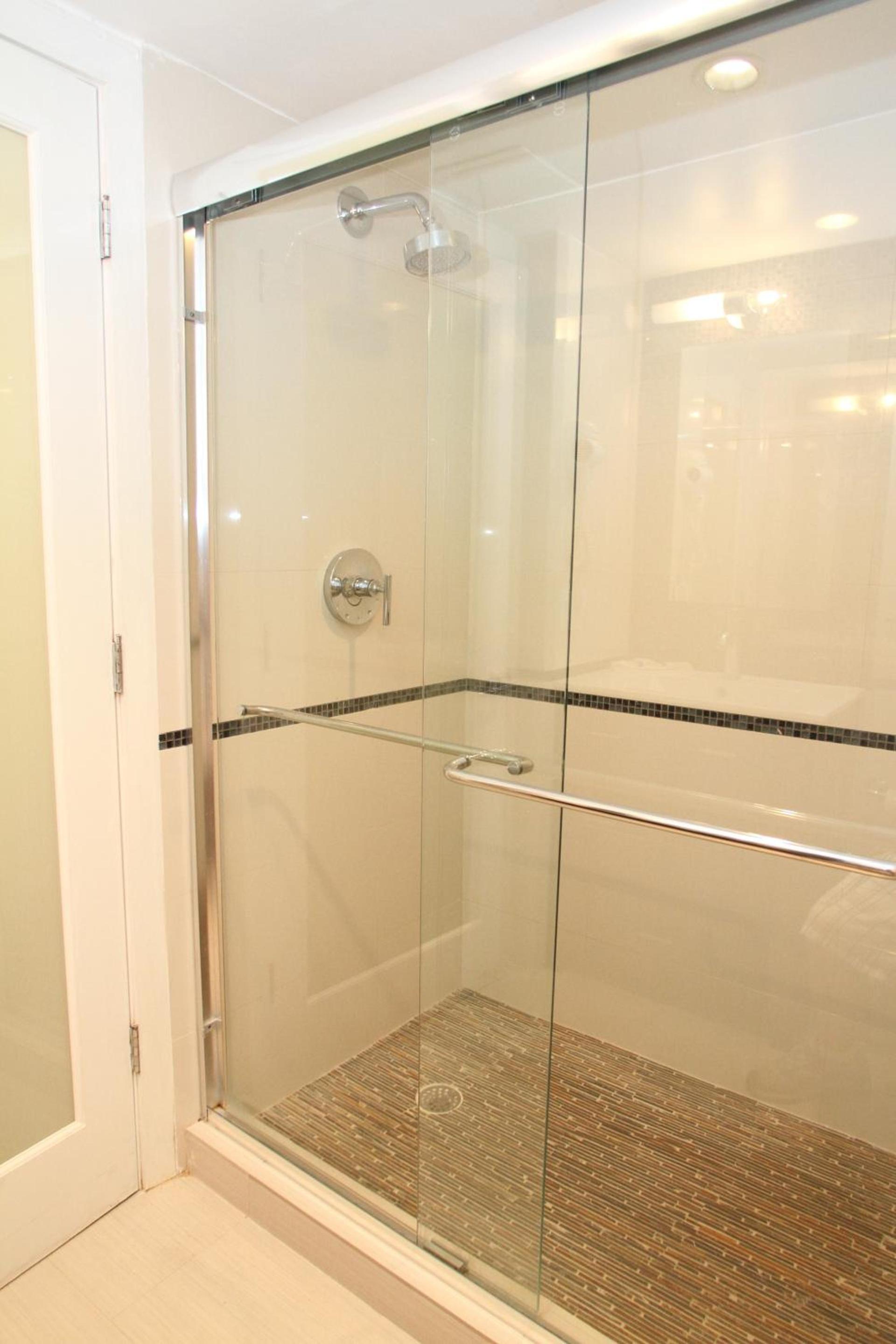 Hotel Chateaubleau photo 18