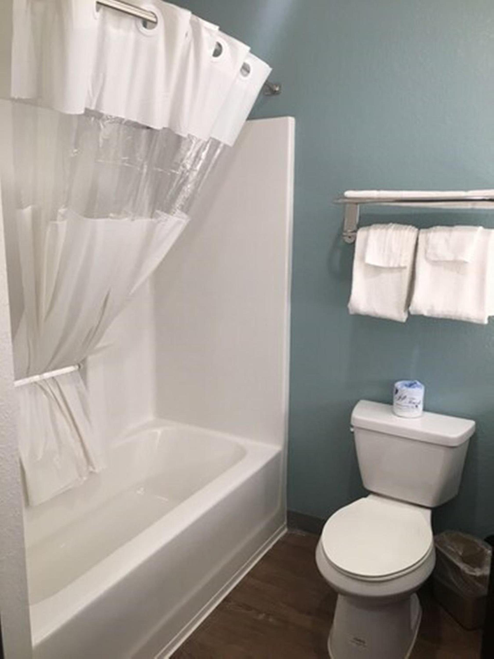 Woodspring Suites Orlando International Drive photo 19