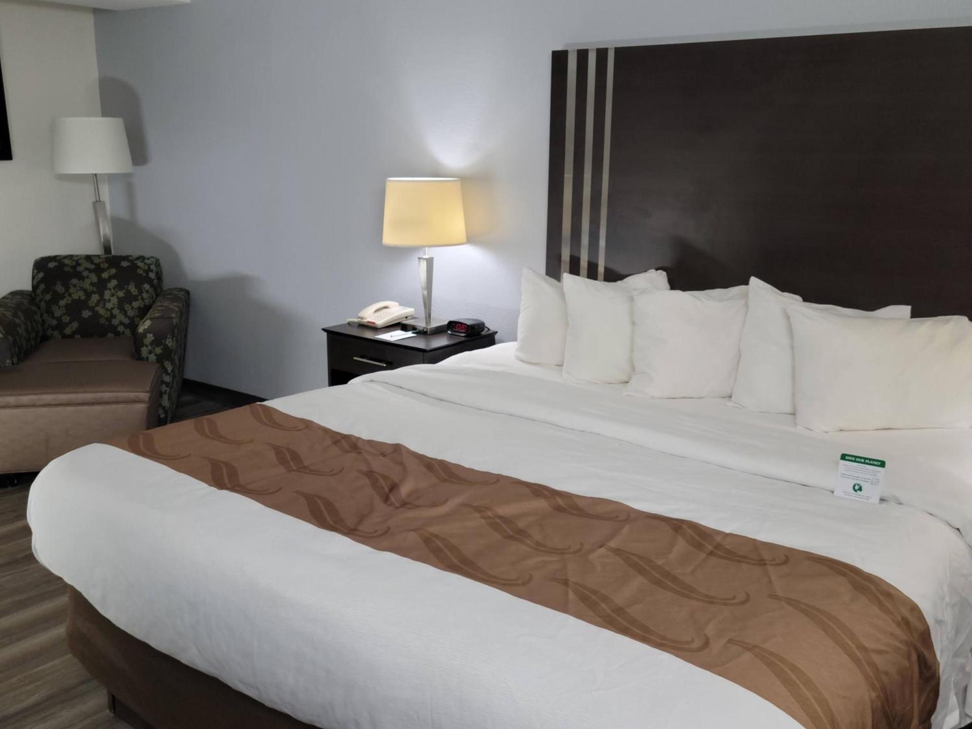 Quality Inn Terre Haute University Area photo 18