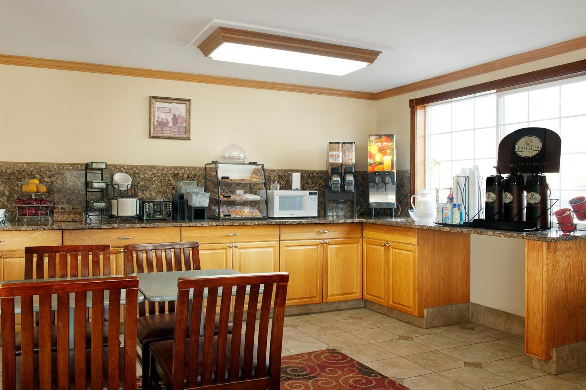 Days Inn by Wyndham Yakima photo 36