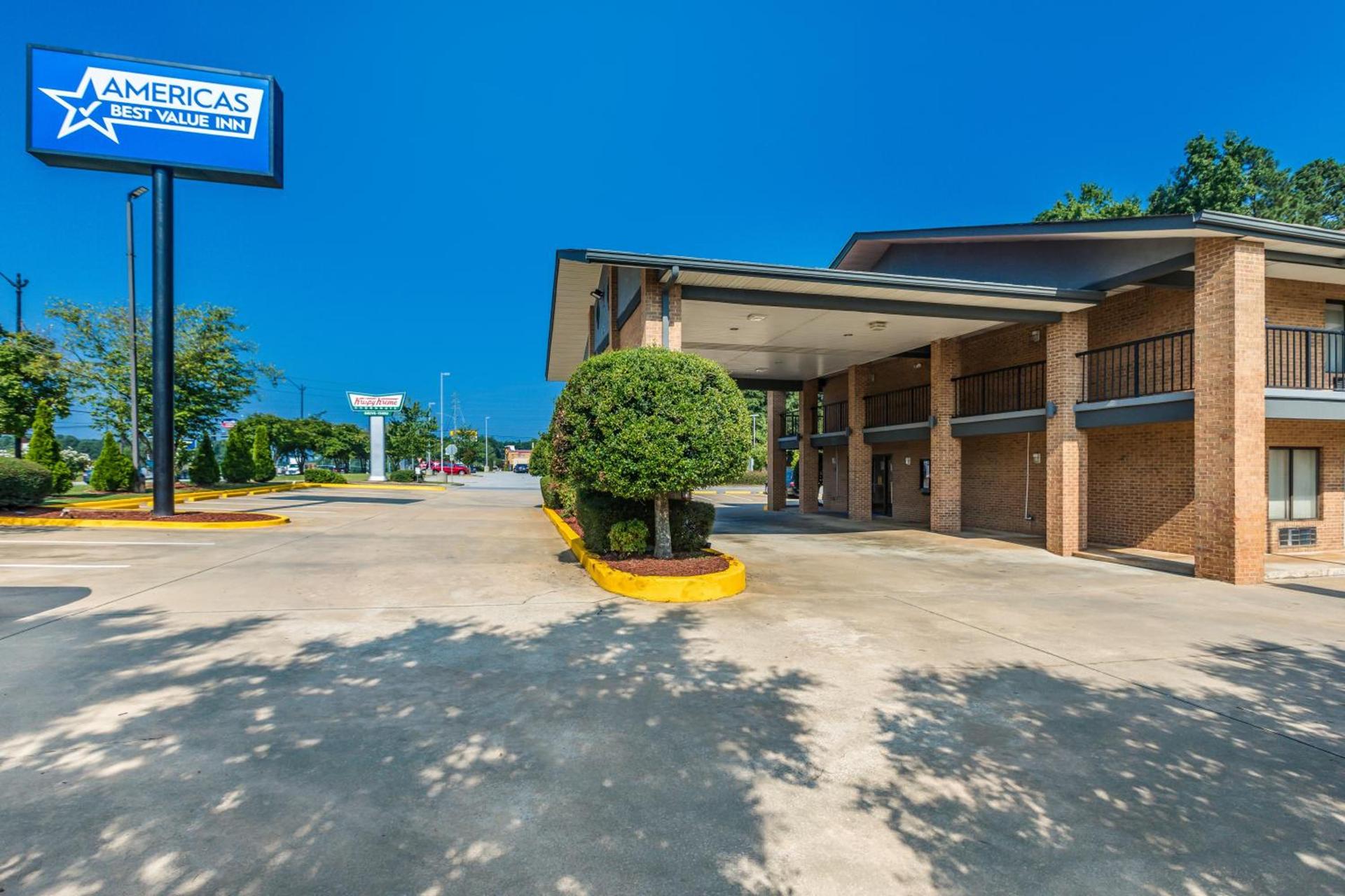 Americas Best Value Inn Stockbridge photo 2