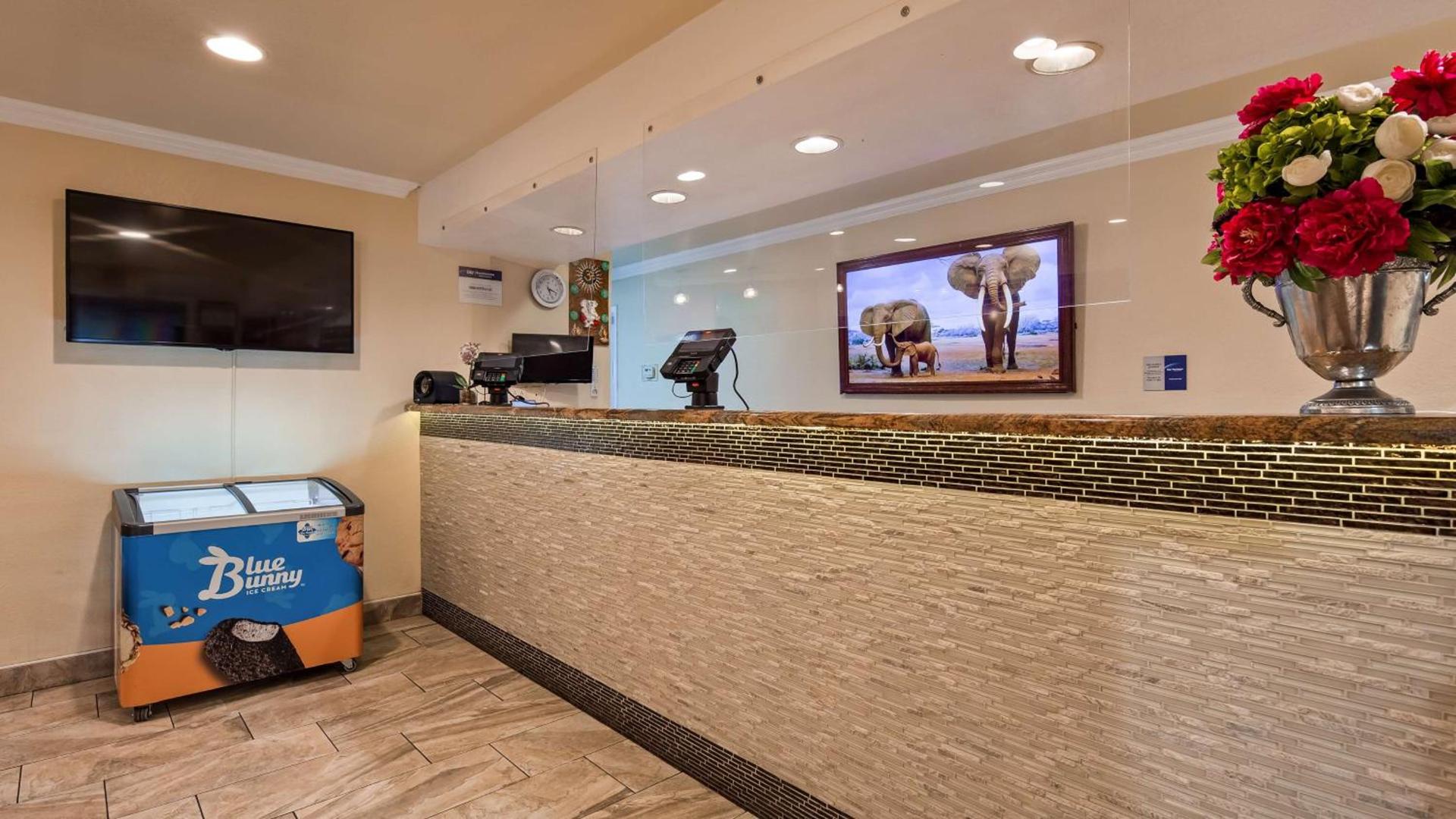 Best Western Santa Rosa Inn photo 10