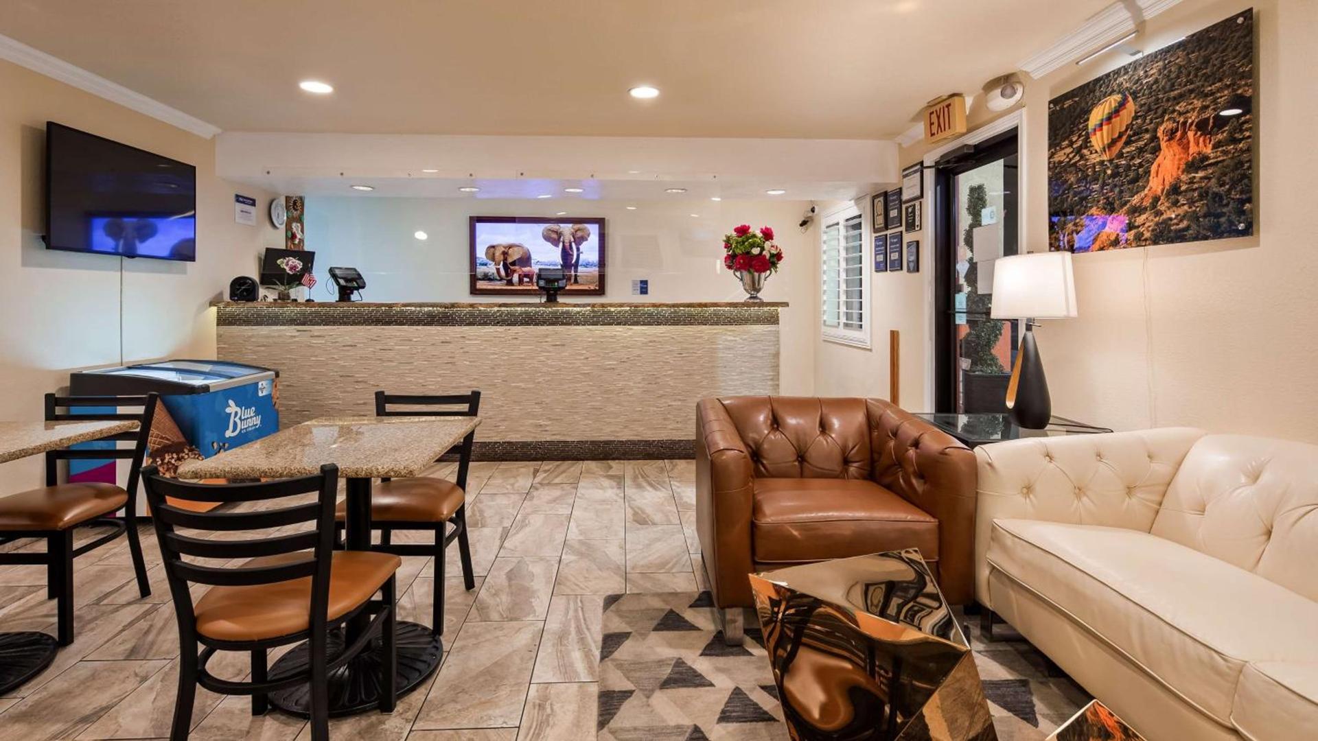 Best Western Santa Rosa Inn photo 2