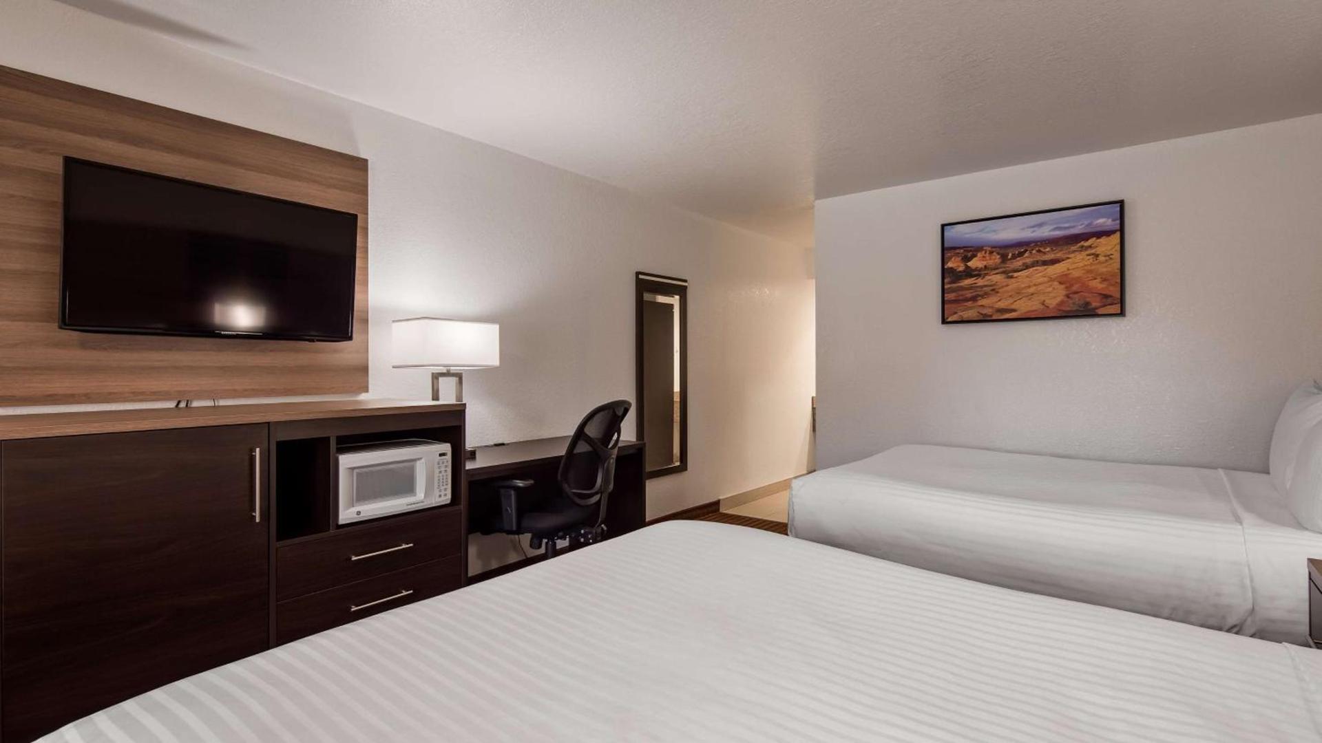 Best Western Santa Rosa Inn photo 21