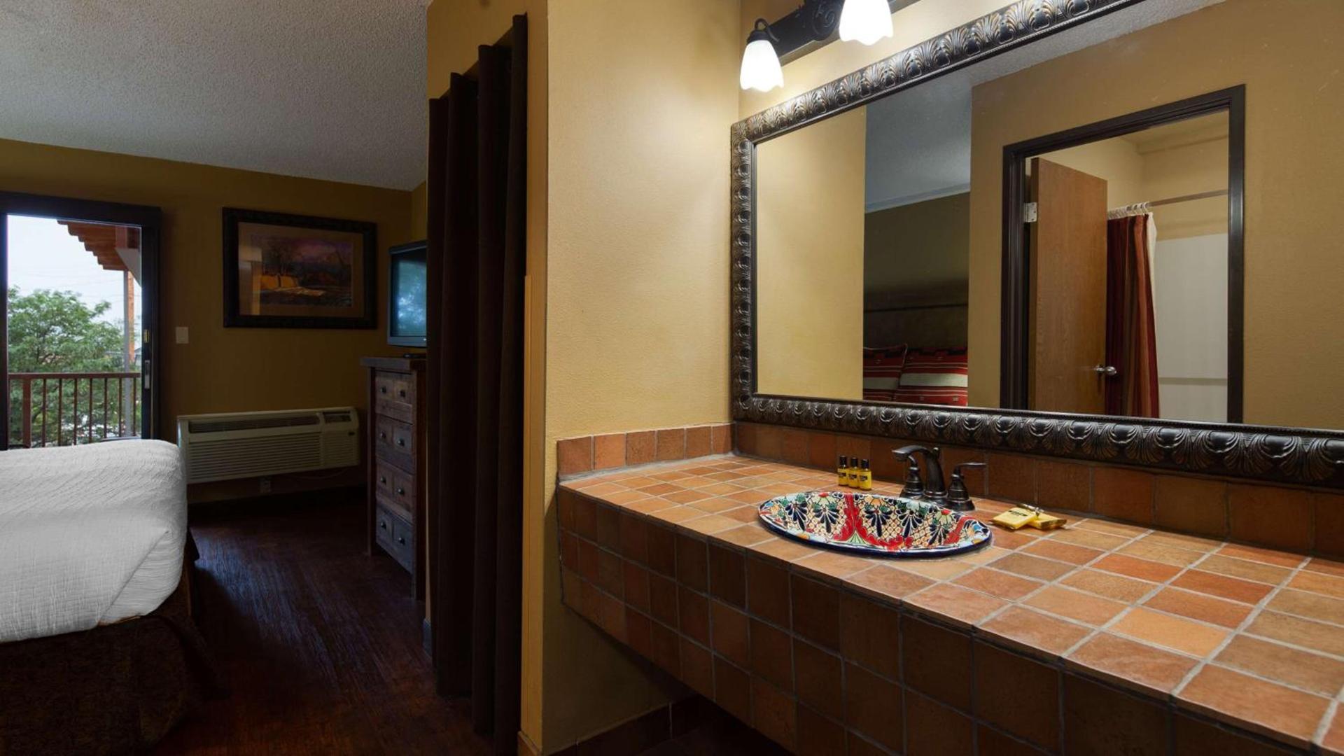 Best Western Plus Inn of Santa Fe photo 17