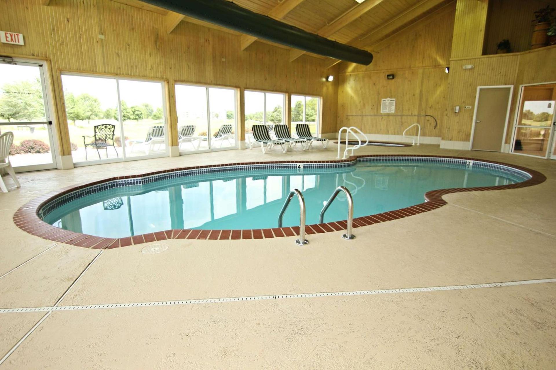 Crown Pointe Lodge; BW Signature Collection photo 9