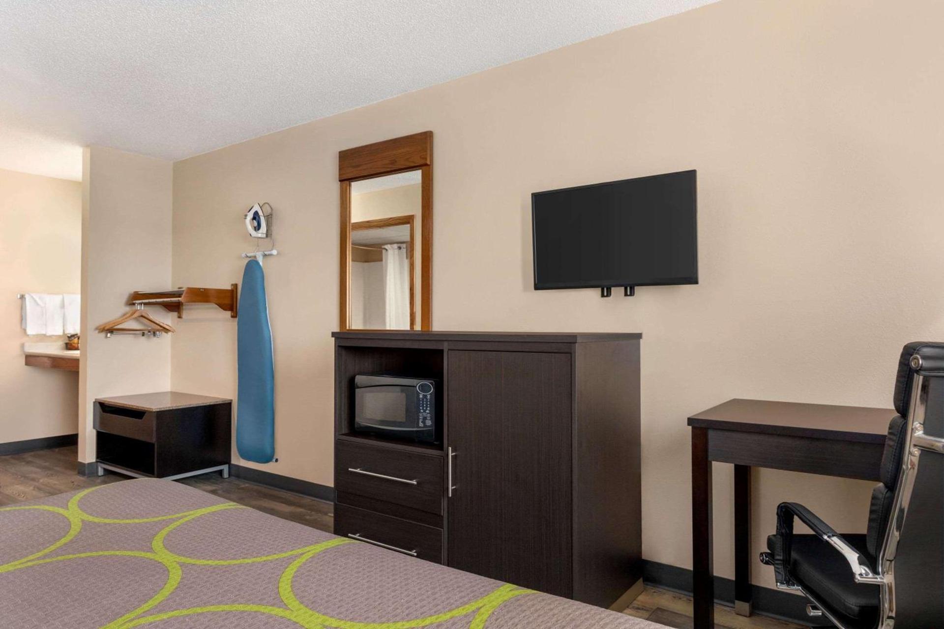 Super 8 by Wyndham Chillicothe photo 17