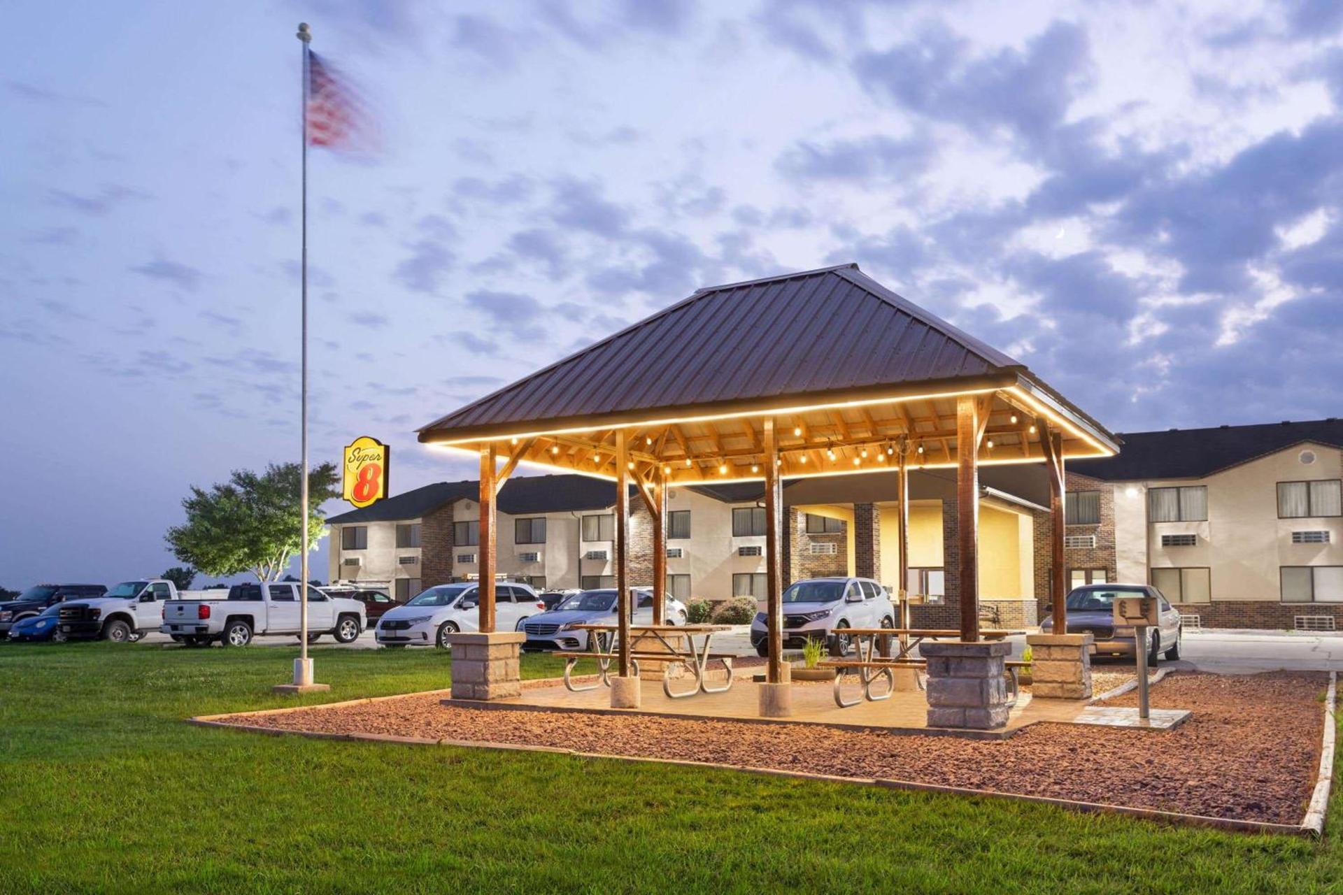 Super 8 by Wyndham Chillicothe photo 34