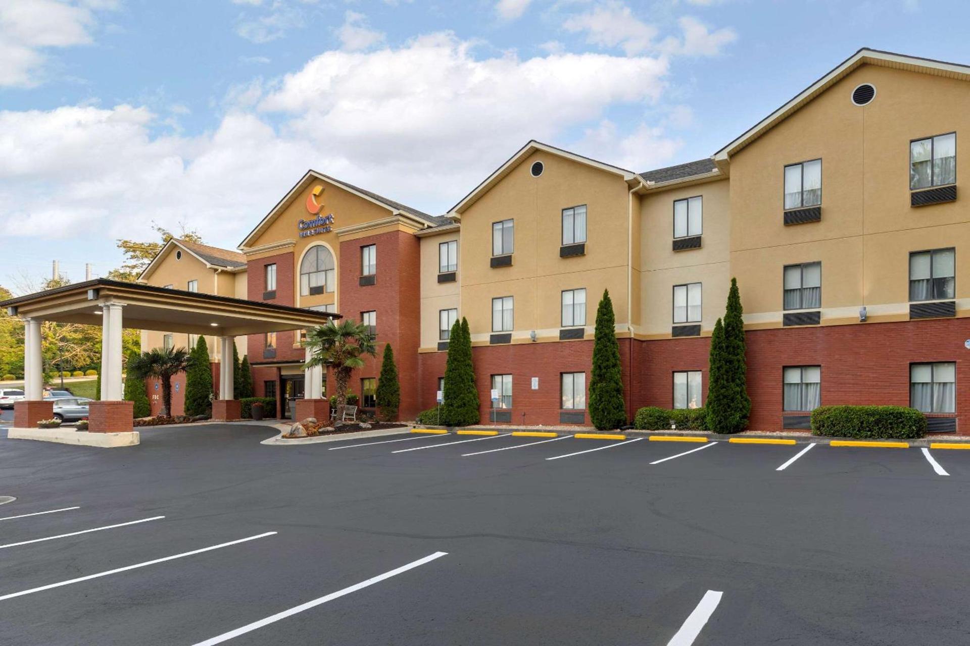 Comfort Inn & Suites Canton Riverstone Area photo 48