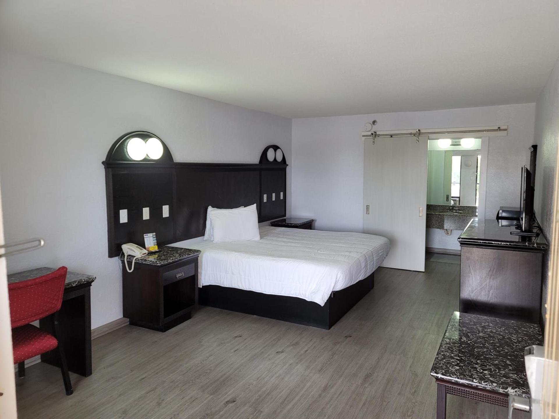 Fairway Inn photo 2