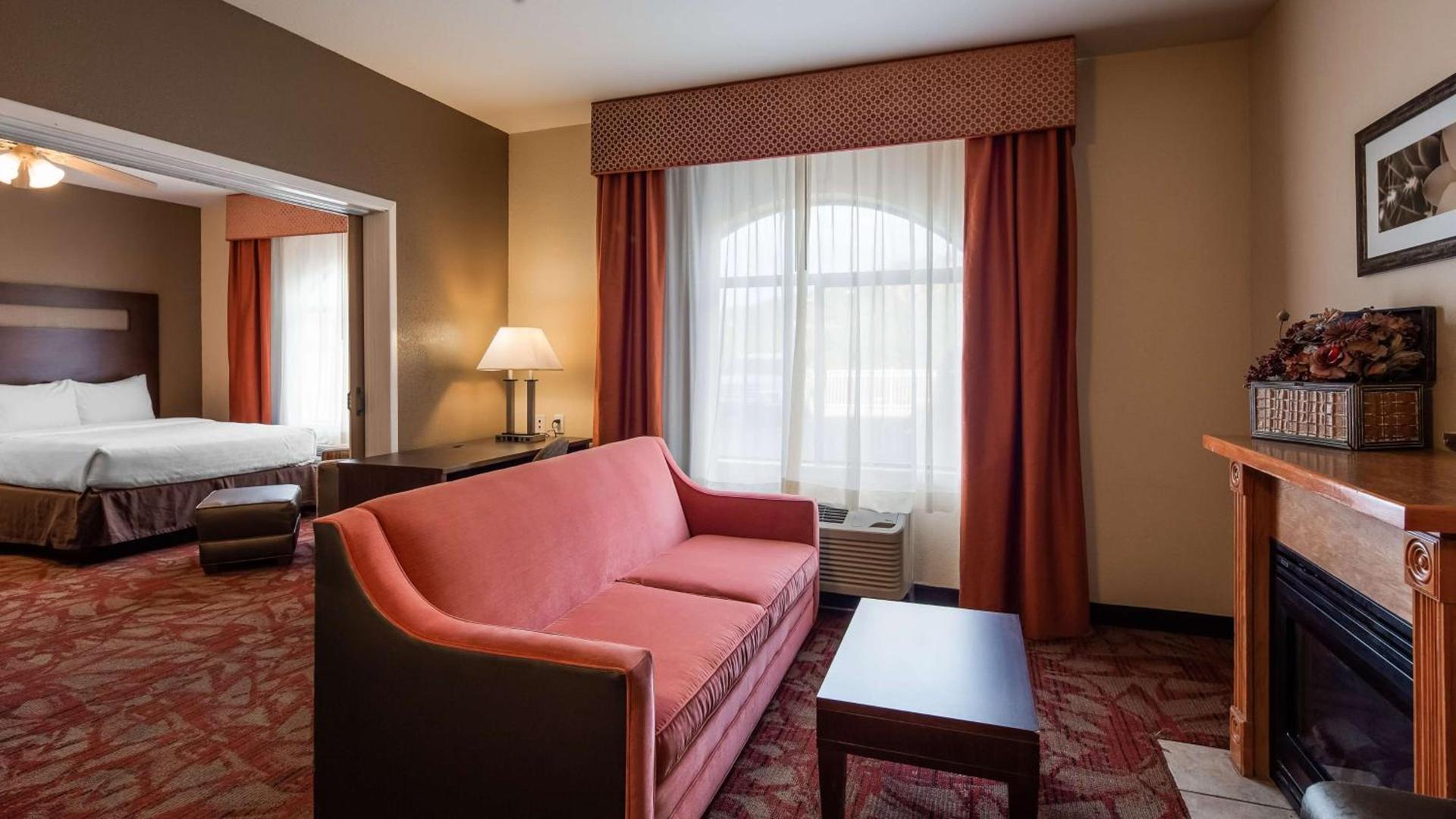 Best Western Plus Ruidoso Inn photo 11
