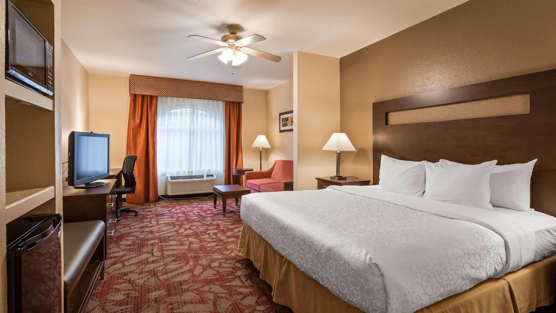 Best Western Plus Ruidoso Inn photo 20