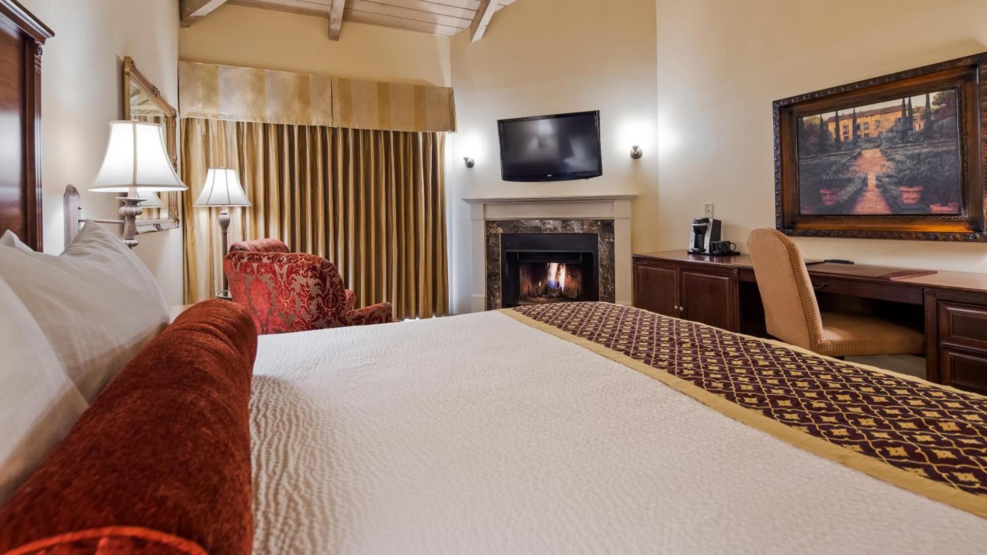 Victorian Inn photo 32