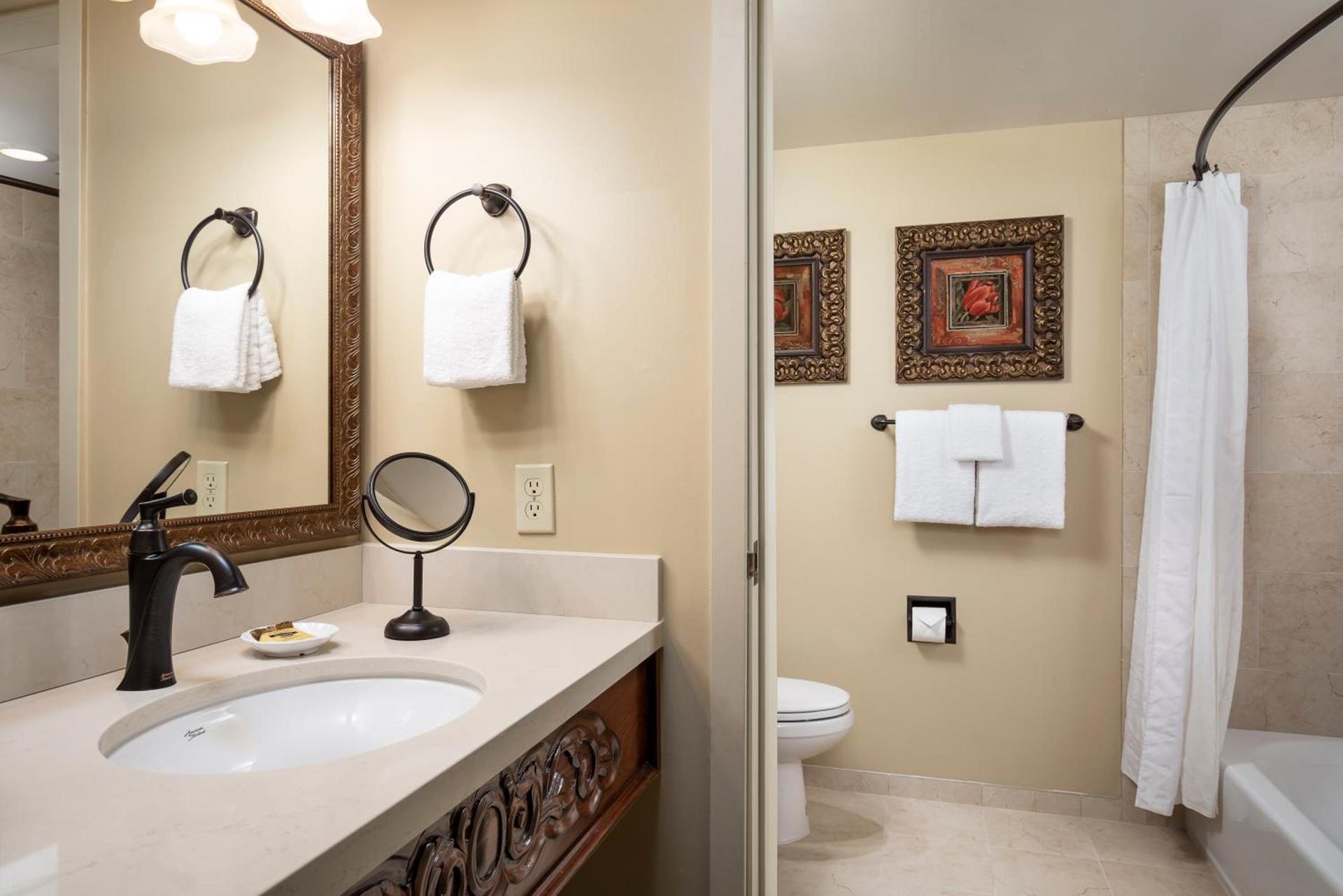 Victorian Inn photo 31