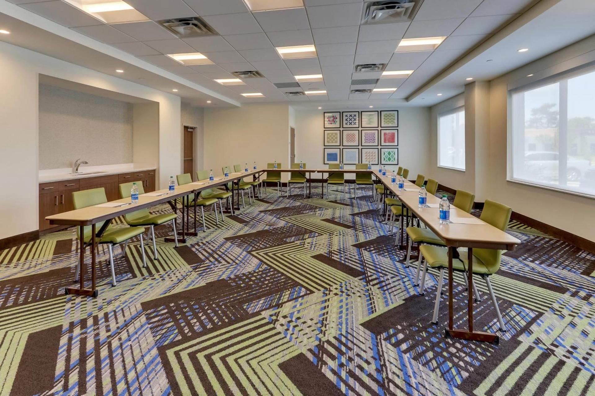 Holiday Inn Express - Wilmington - Porters Neck by IHG photo 92