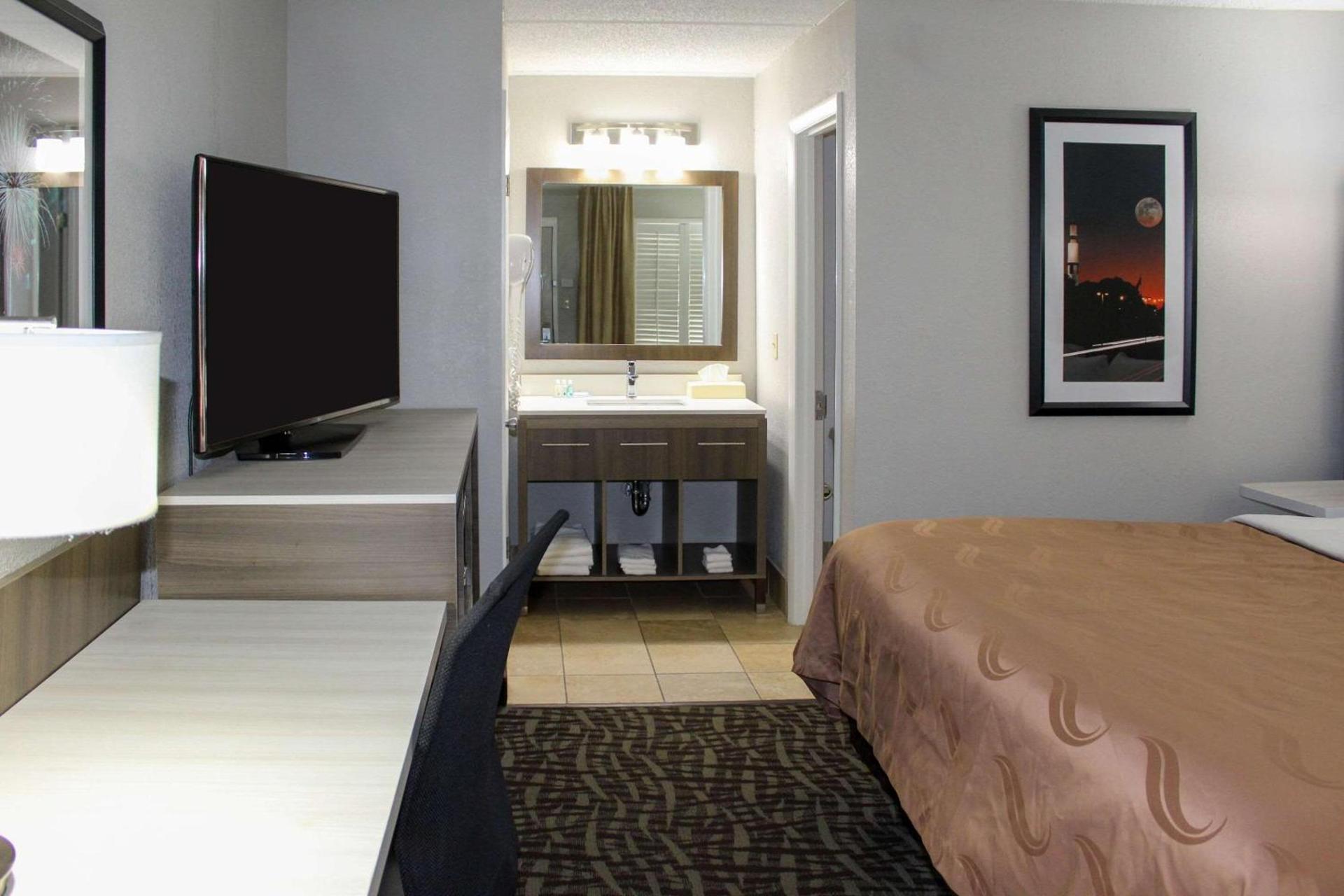 Quality Inn Athens I-65 - Huntsville Area West photo 8