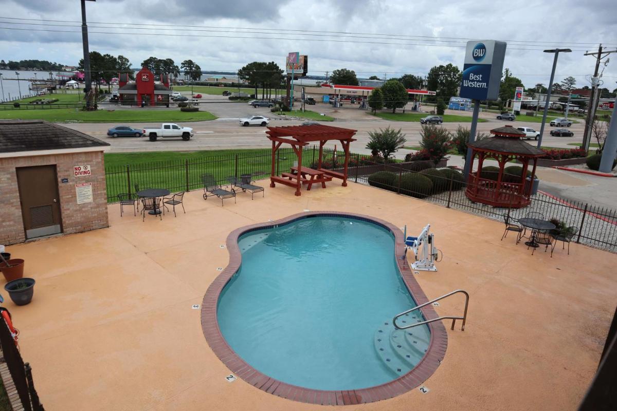 Best Western Lake Conroe Inn photo 2