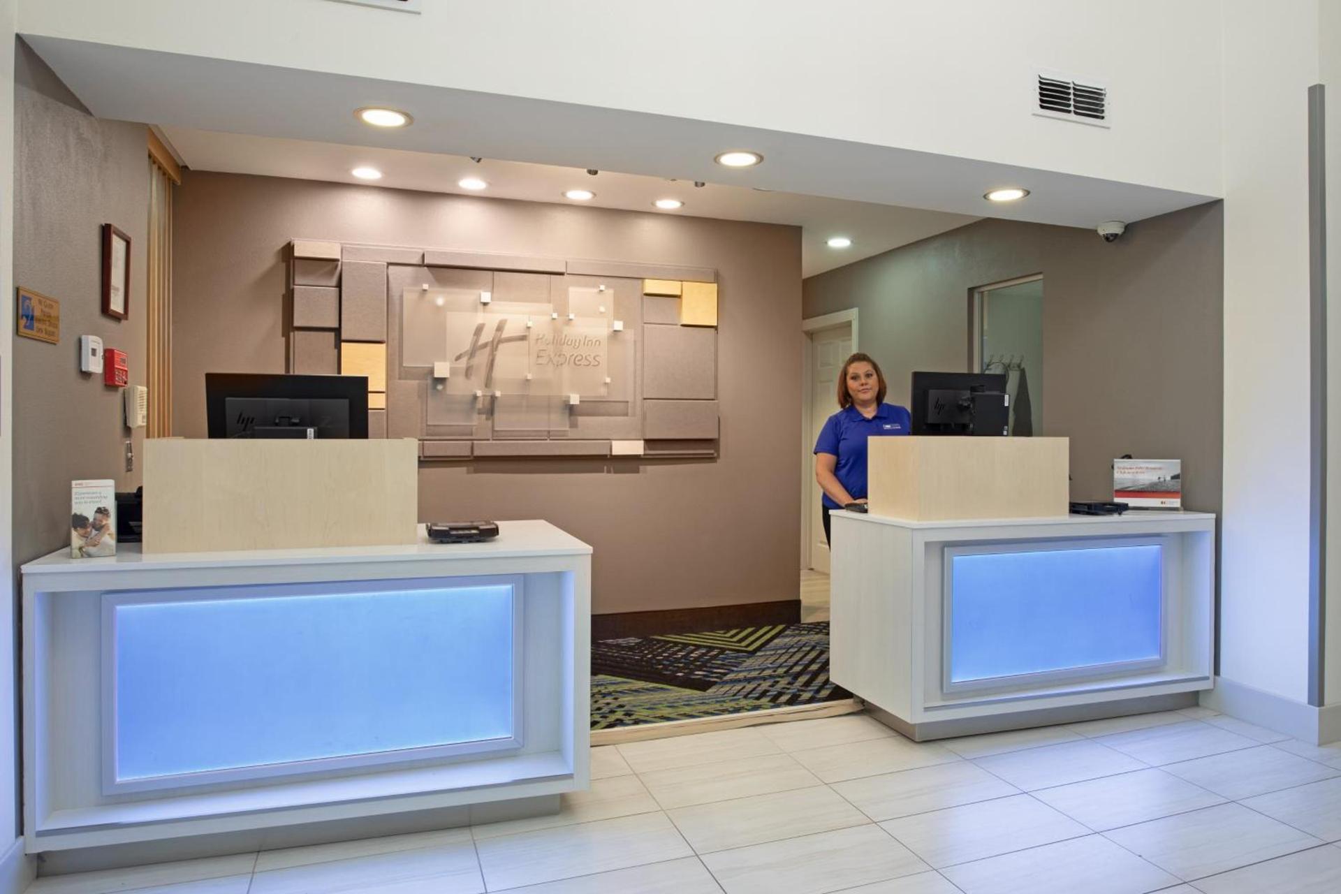 Holiday Inn Express Yreka-Shasta Area by IHG photo 2