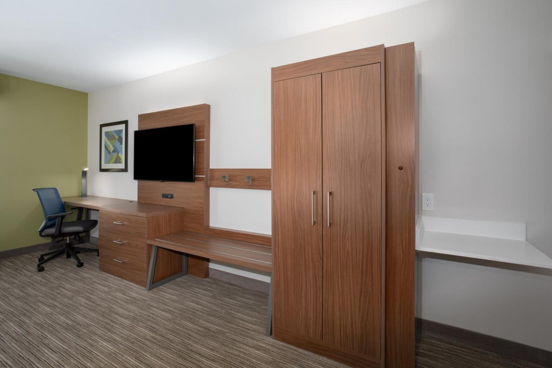 Holiday Inn Express Yreka-Shasta Area by IHG photo 19