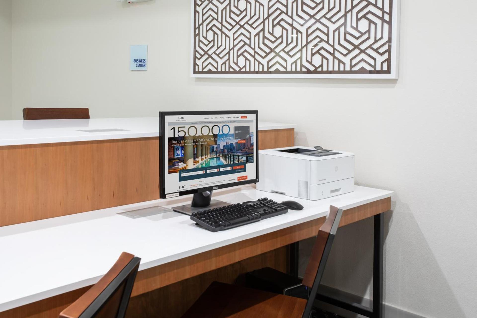 Holiday Inn Express Yreka-Shasta Area by IHG photo 4