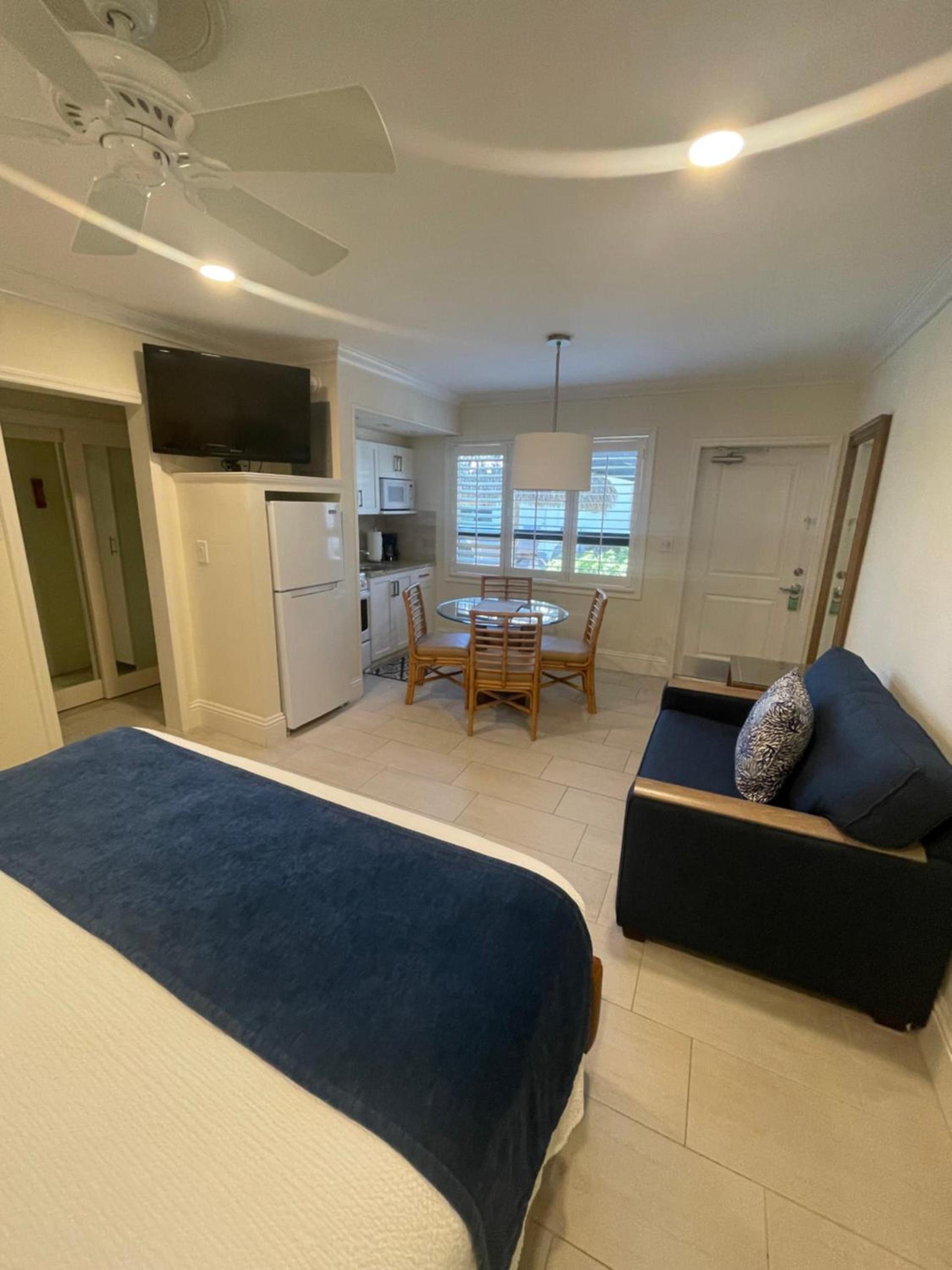 High Noon Beach Resort photo 5