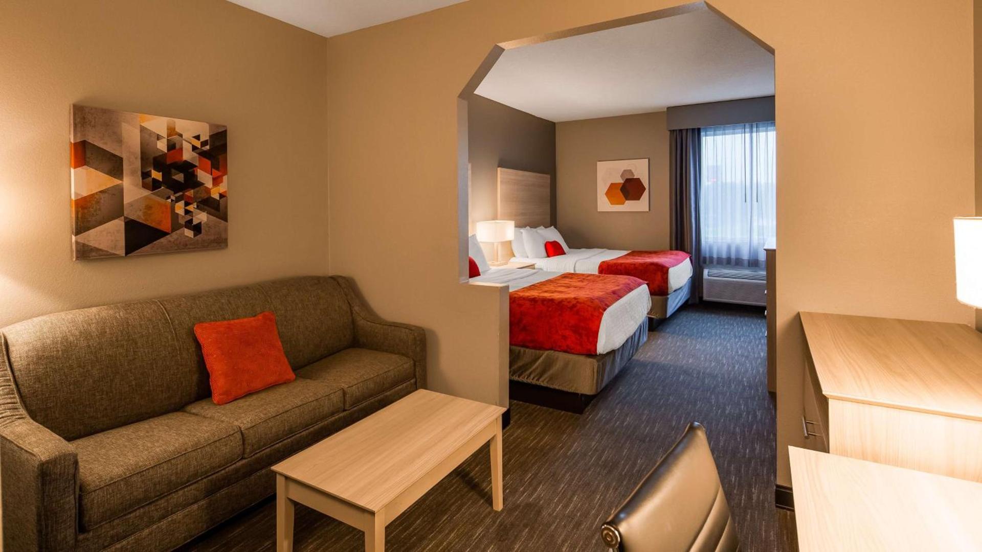 Best Western Plus New Cumberland photo 23