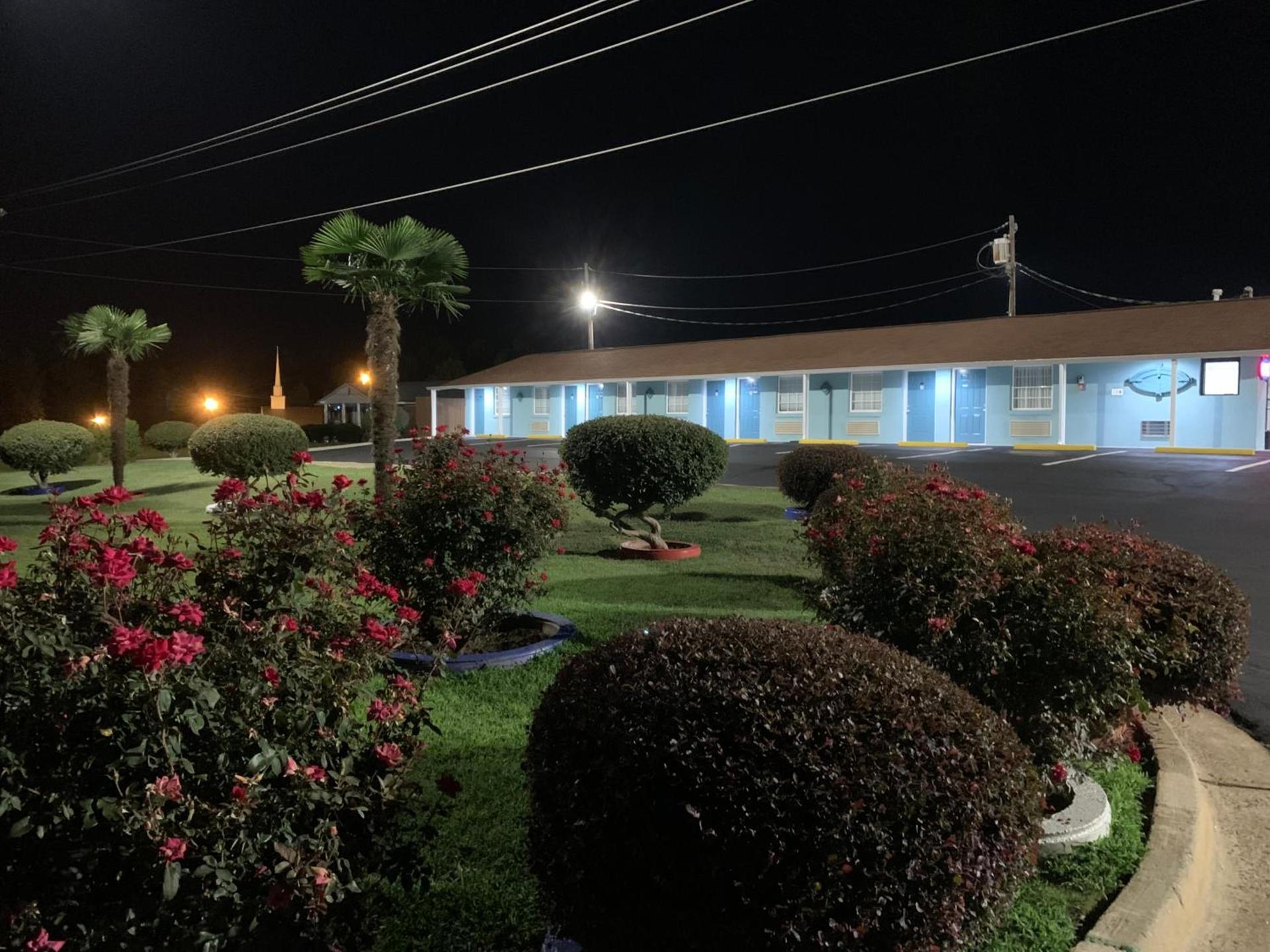Budget Inn - Laurens photo 14
