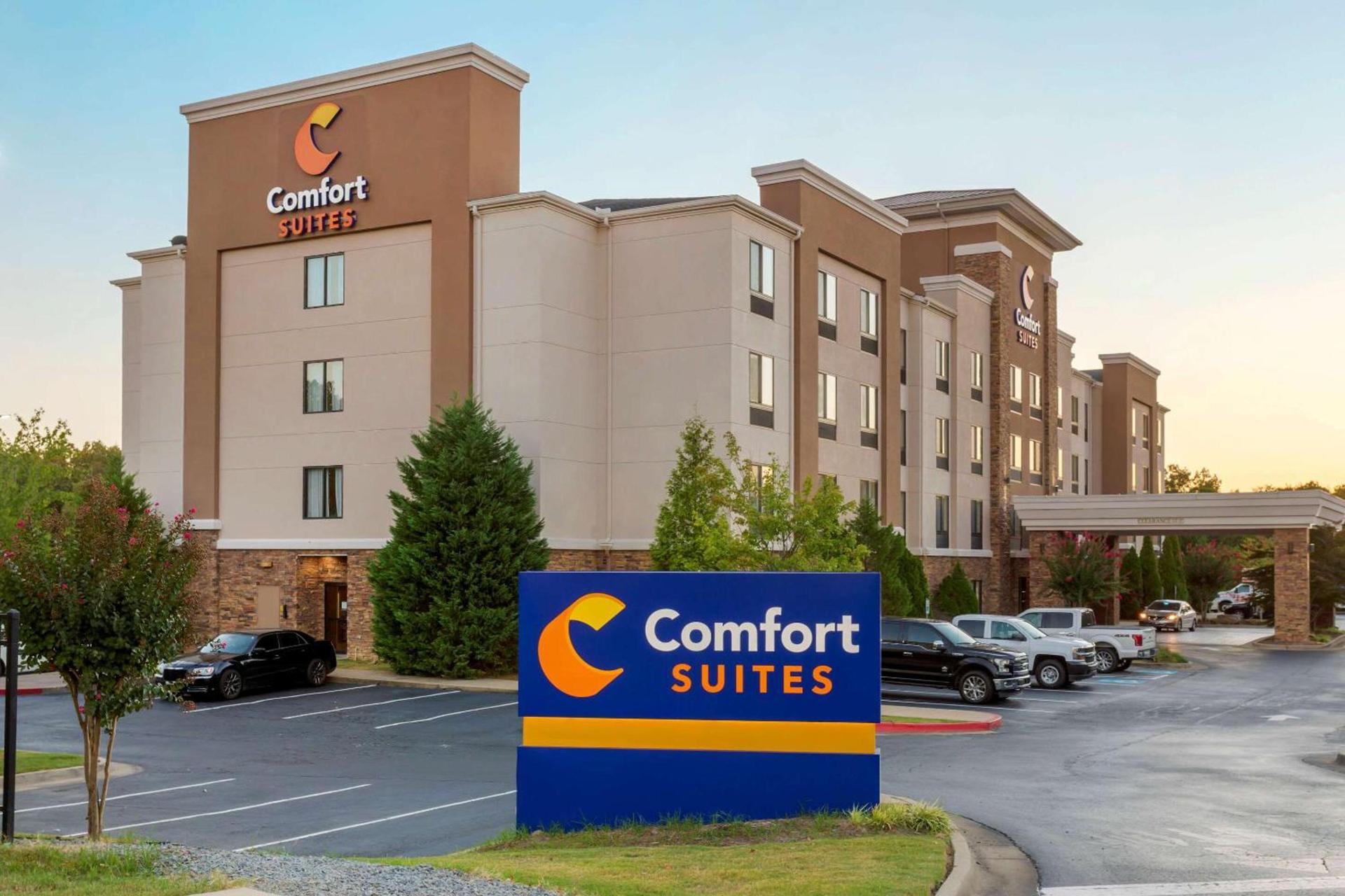 Comfort Suites Little Rock West photo 2