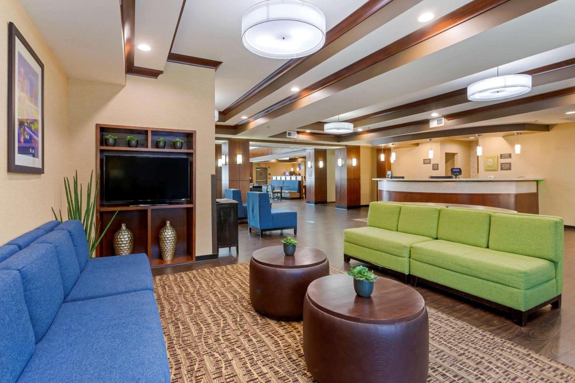 Comfort Suites Little Rock West photo 6