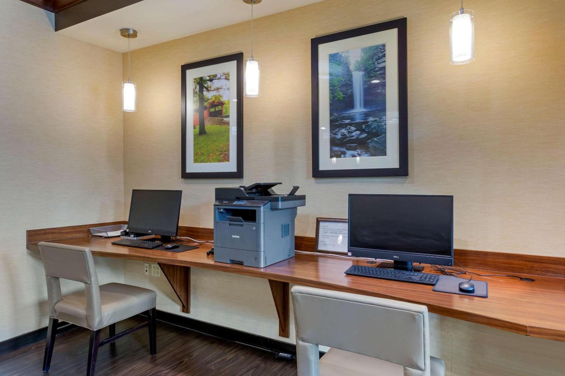 Comfort Suites Little Rock West photo 24