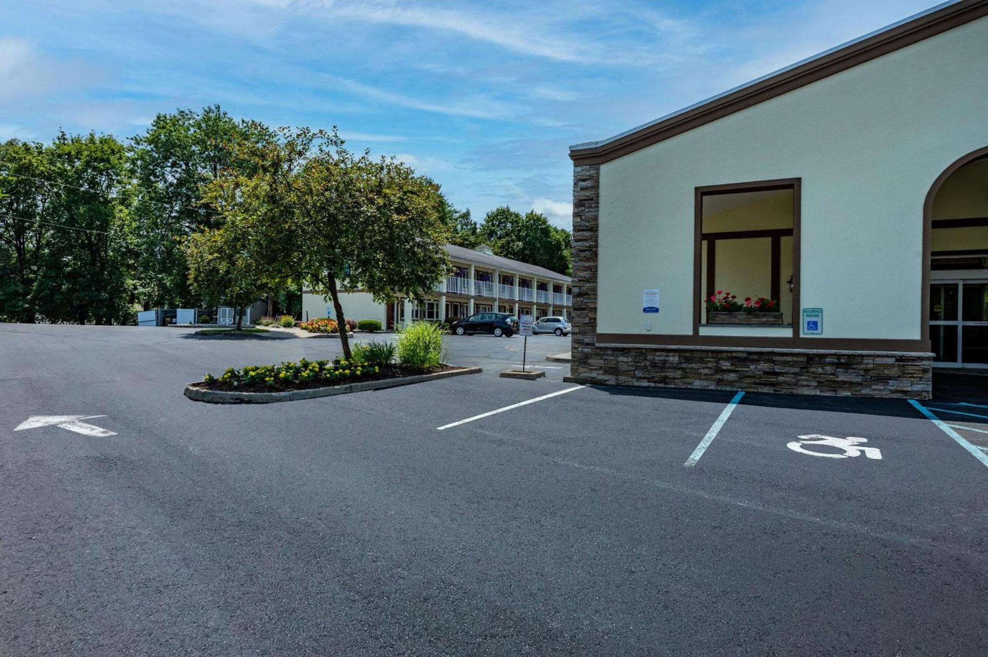 Quality Inn Poughkeepsie photo 4