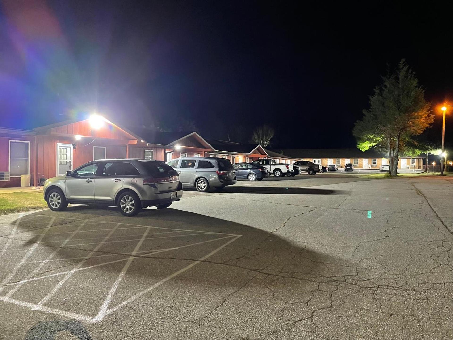 PINE VALLEY MOTEL photo 57