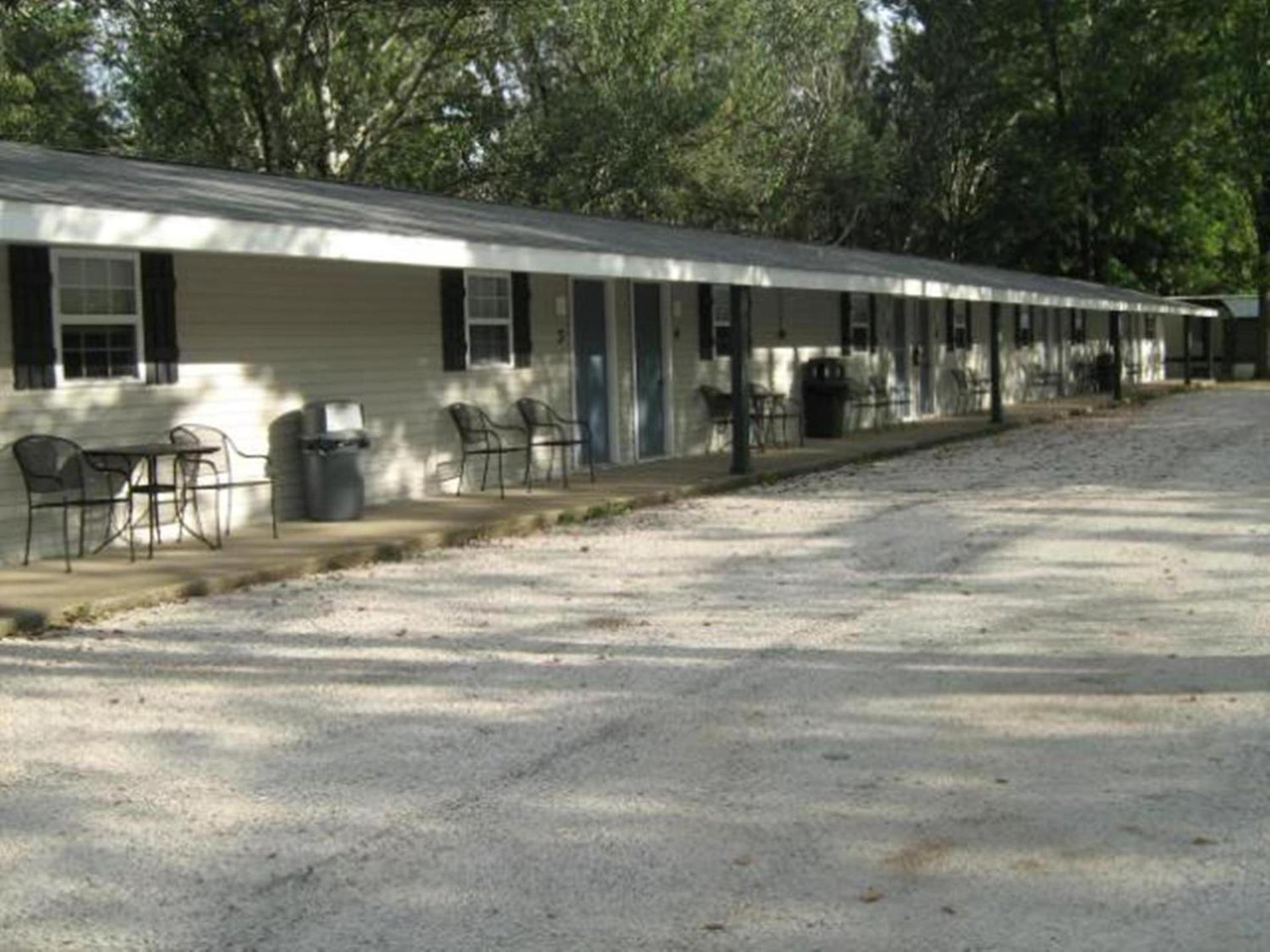 White Caps Motel and RV Park photo 43