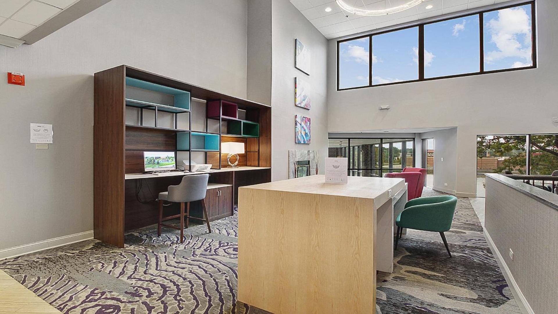 Holiday Inn Chicago Nw Crystal Lk Conv Ctr by IHG photo 17