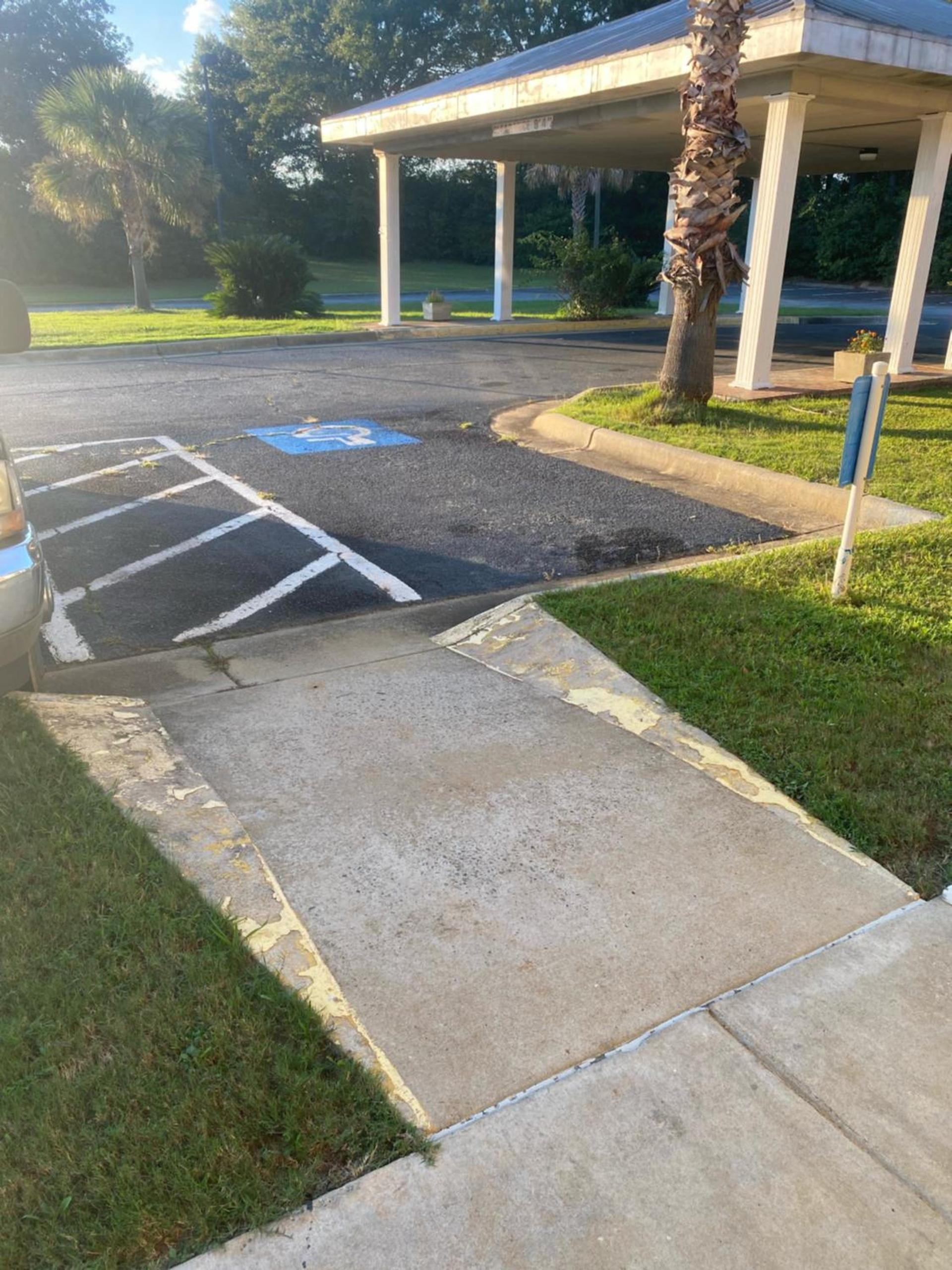 Motel 6 Sandersville, GA photo 44