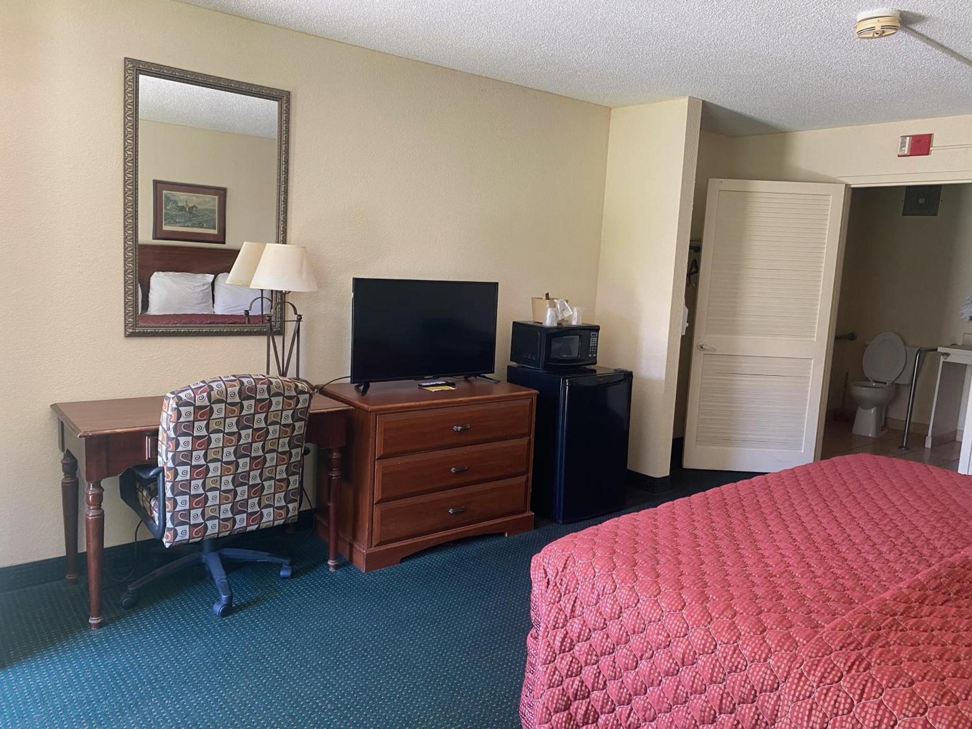 Motel 6 Sandersville, GA photo 42