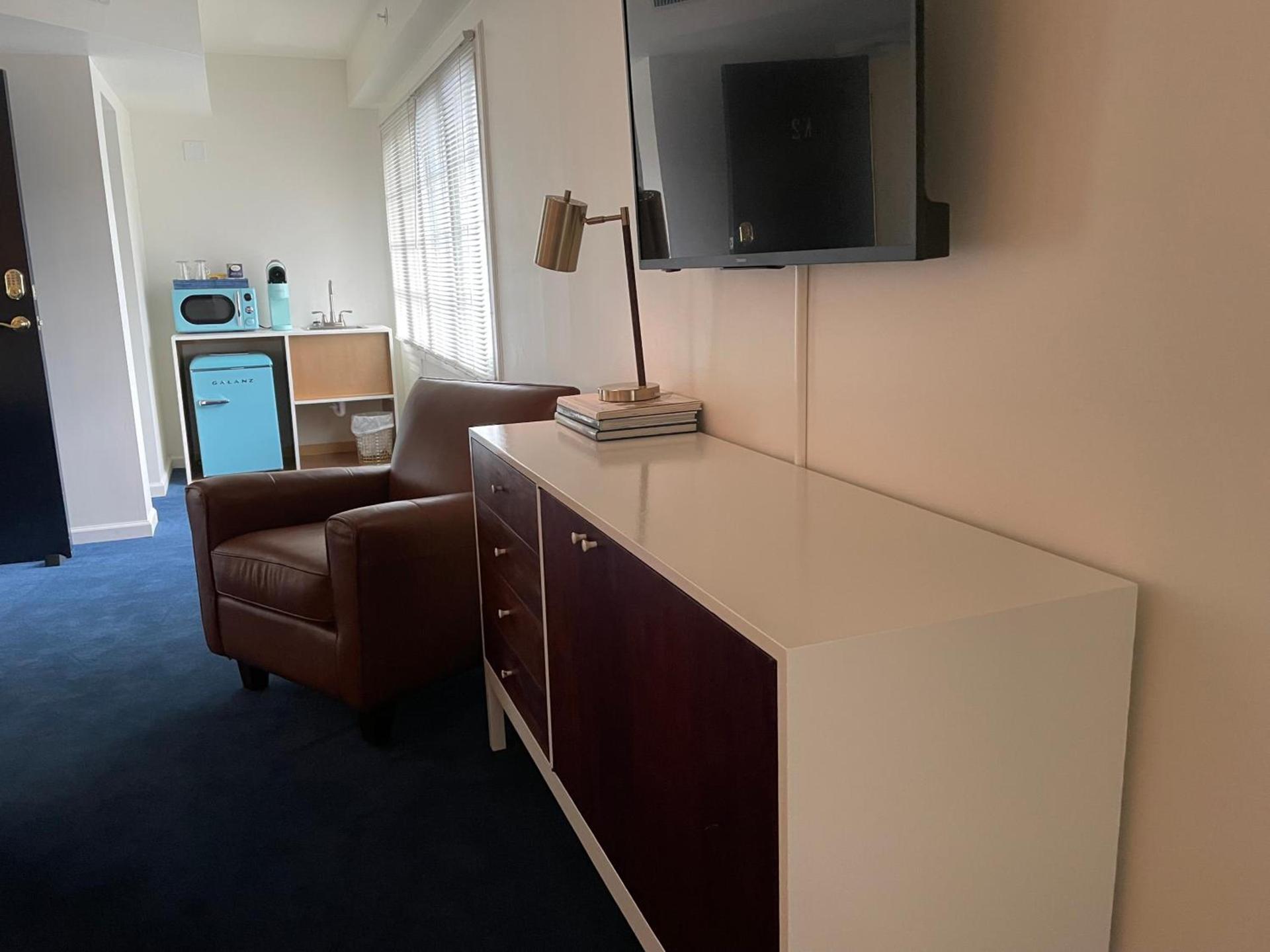 The Argus Hotel & Cocktail Lounge photo 65