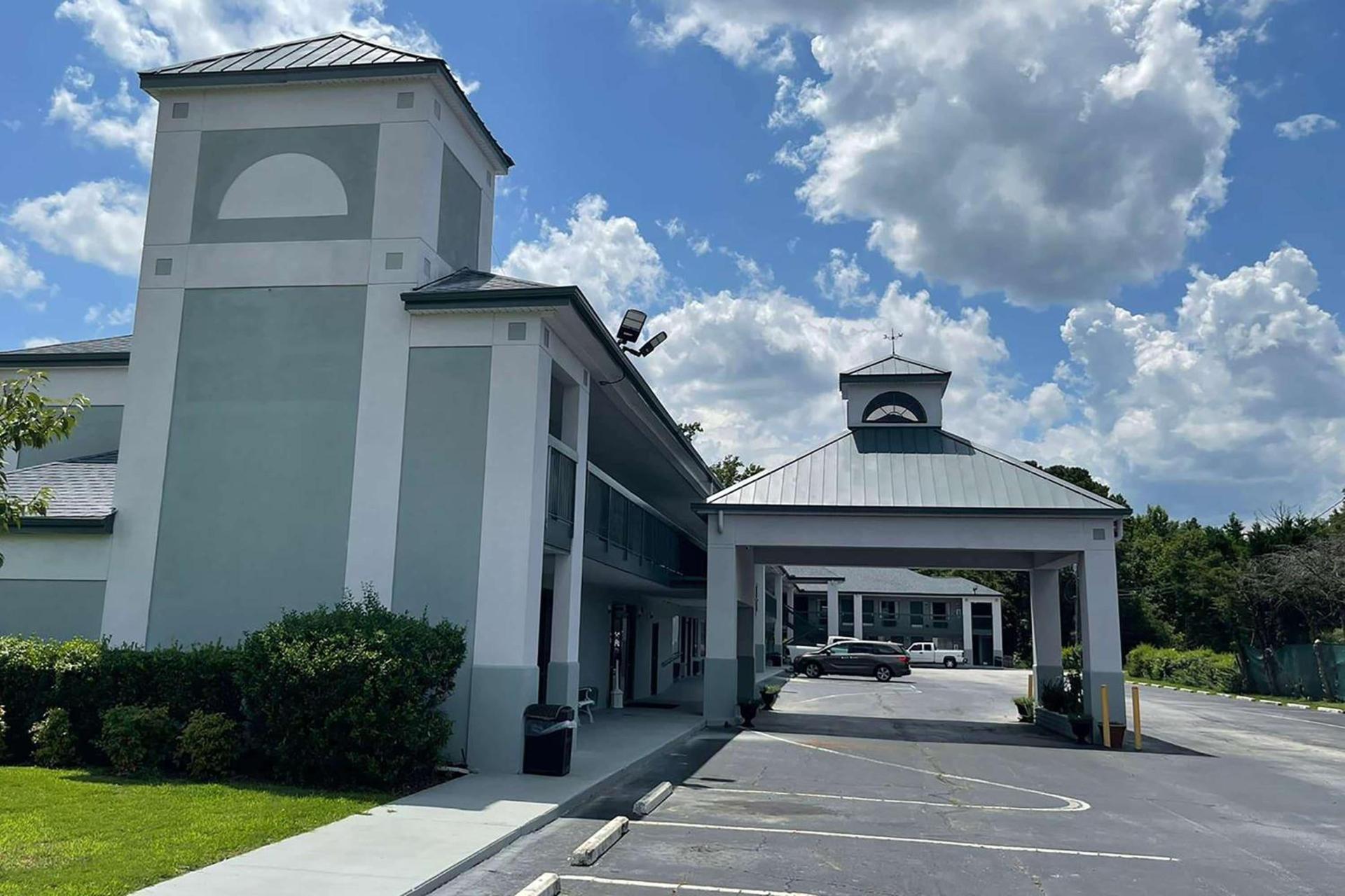 Econo Lodge Elberton photo 3