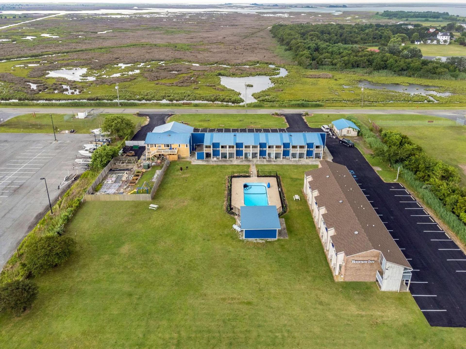 Rodeway Inn at Somers Cove Marina photo 32