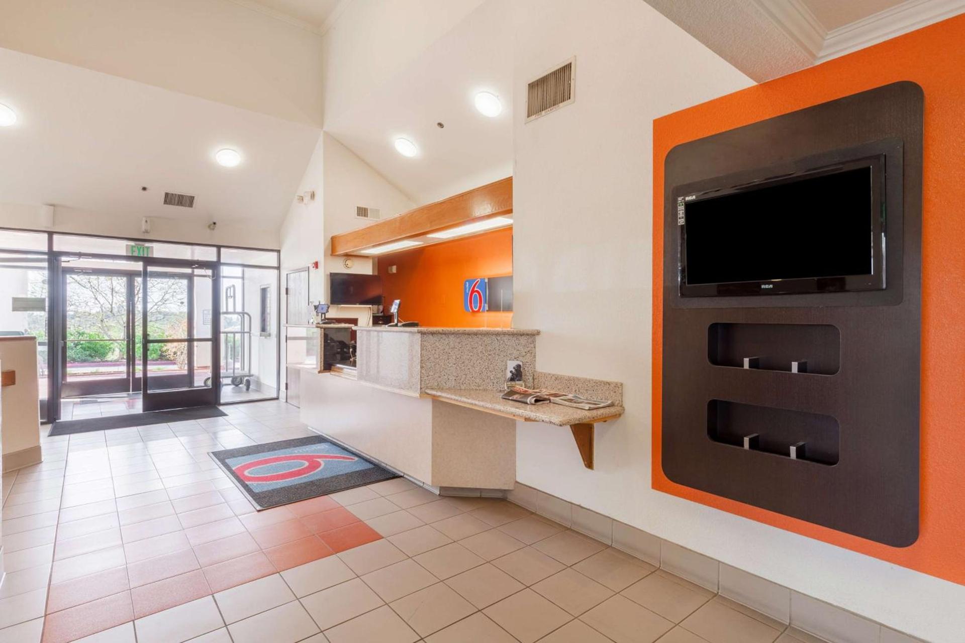 Motel 6-Auburn, CA photo 26