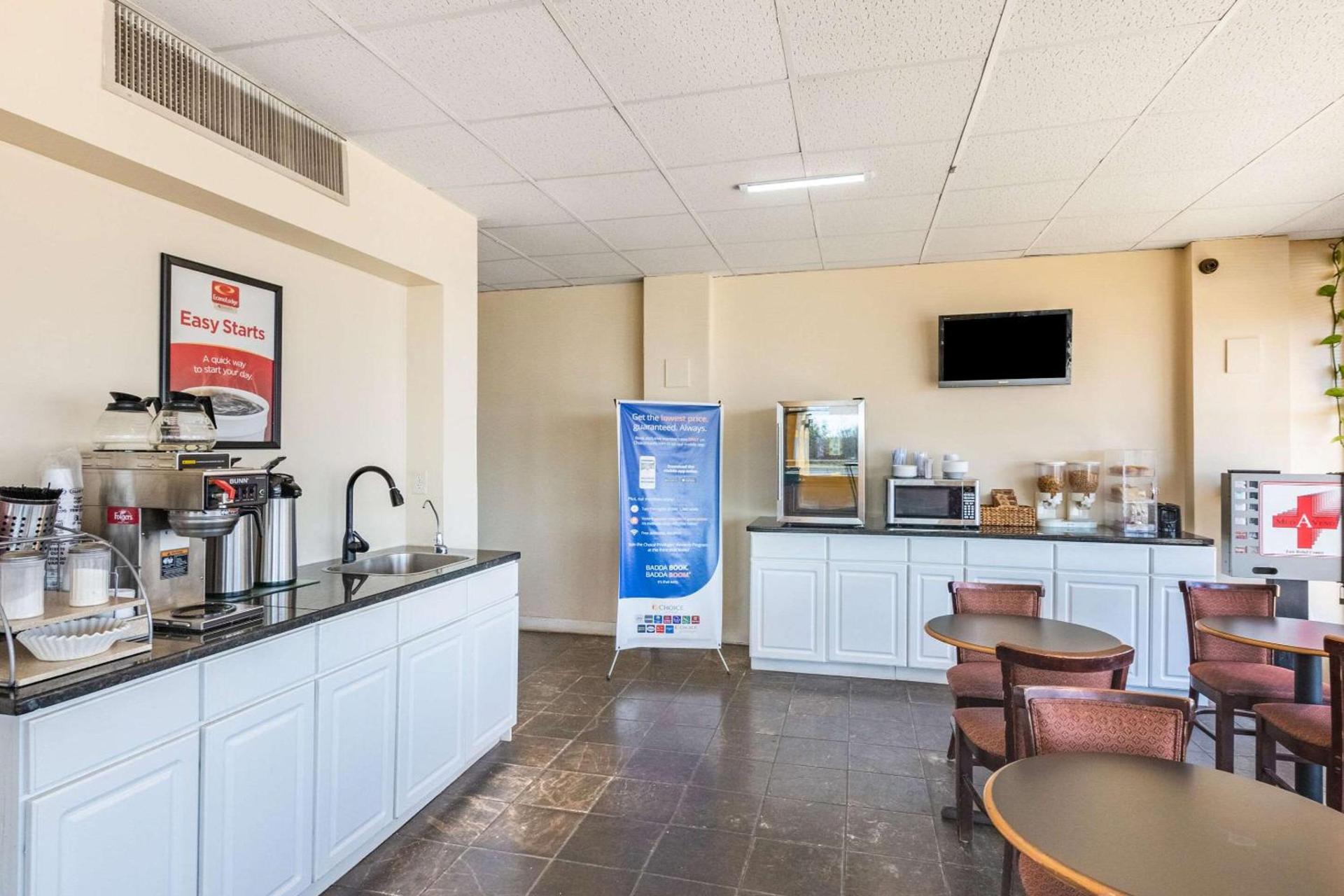 Econo Lodge Gaffney photo 12
