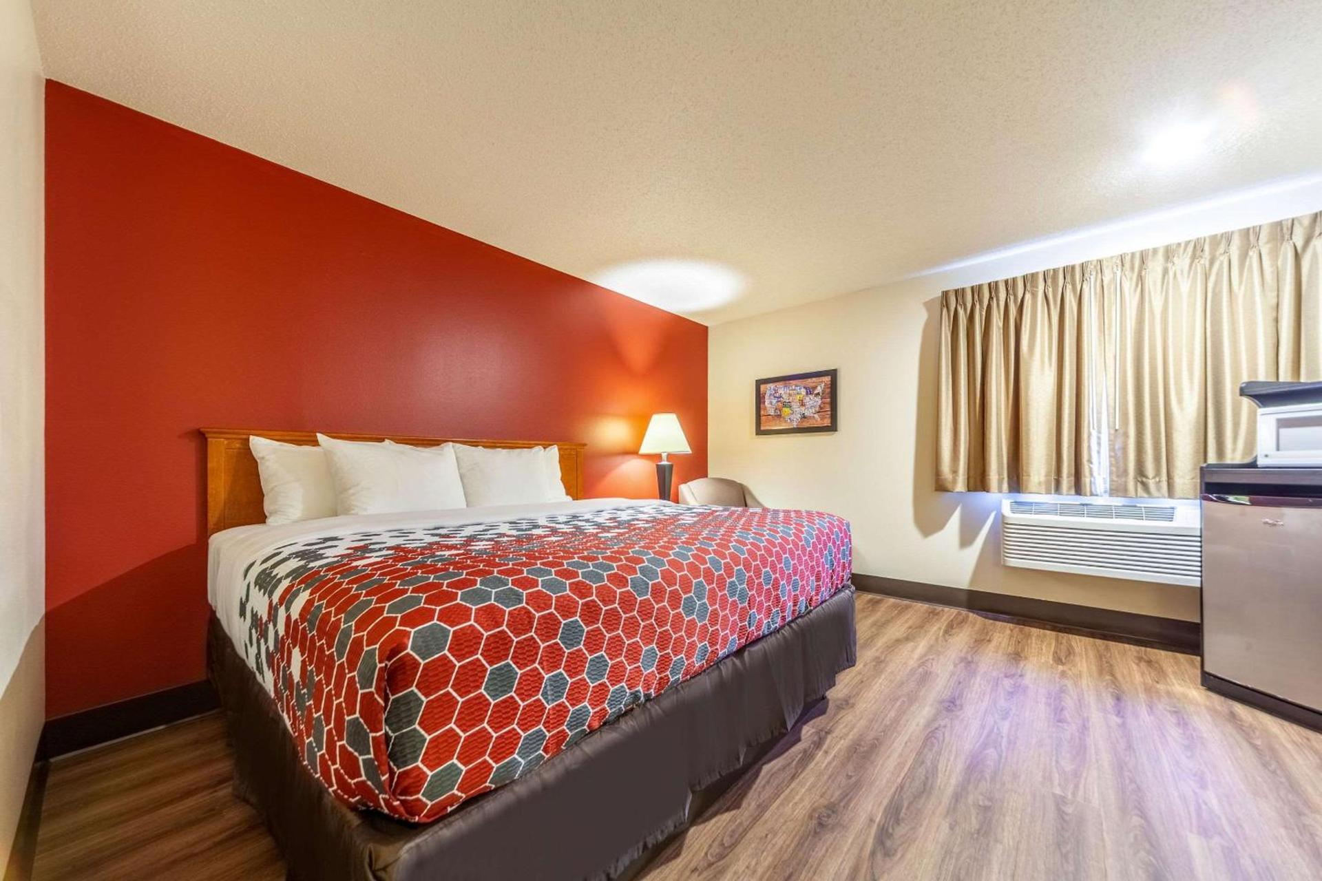 Econo Lodge Sioux Center photo 5