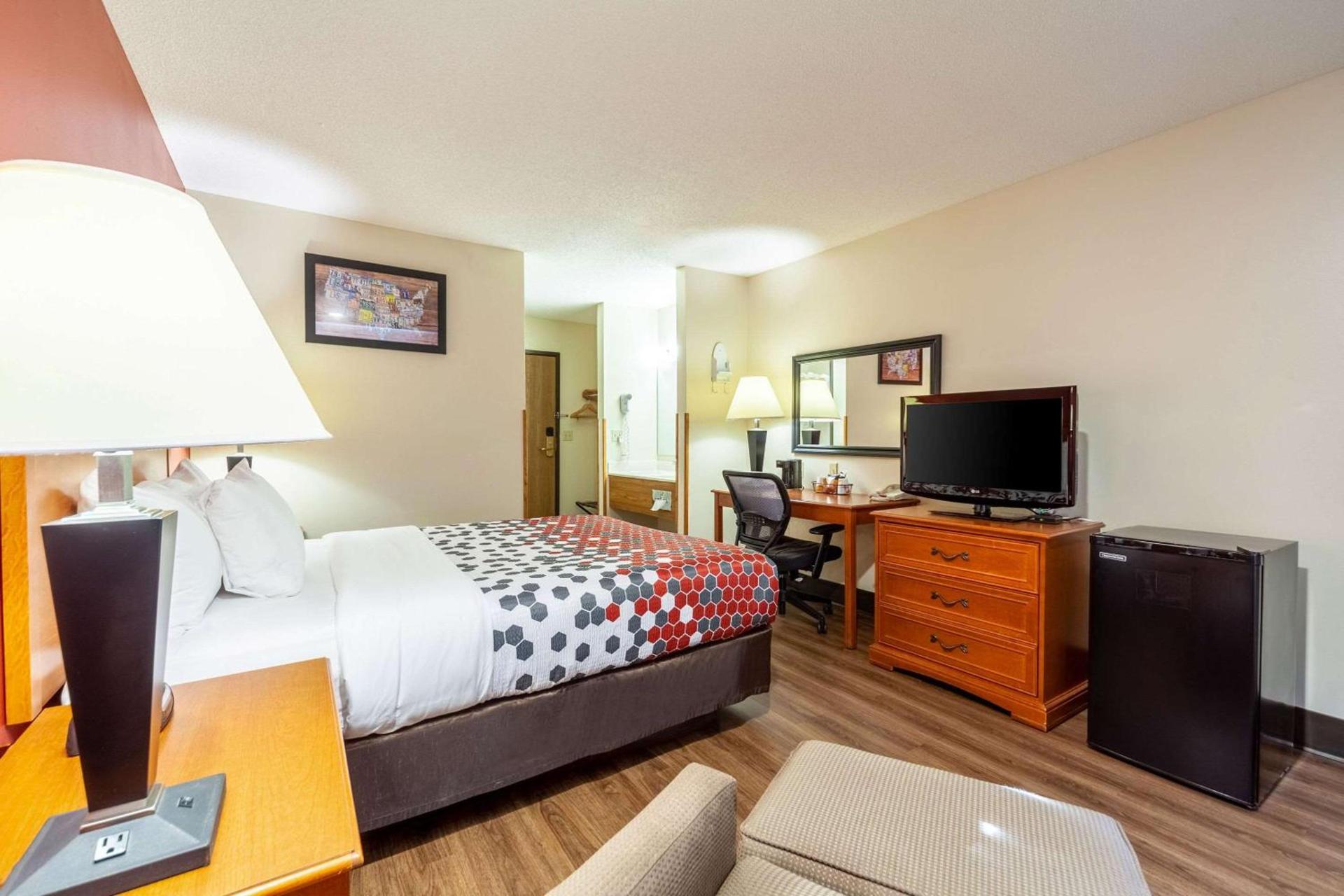 Econo Lodge Sioux Center photo 16