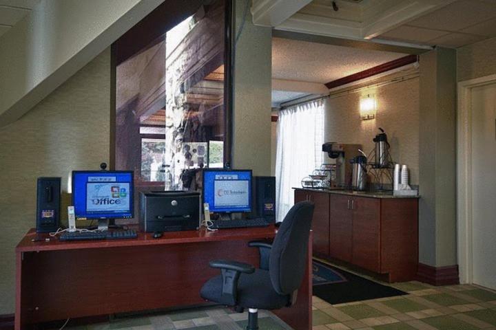 Spark by Hilton Clifton photo 10