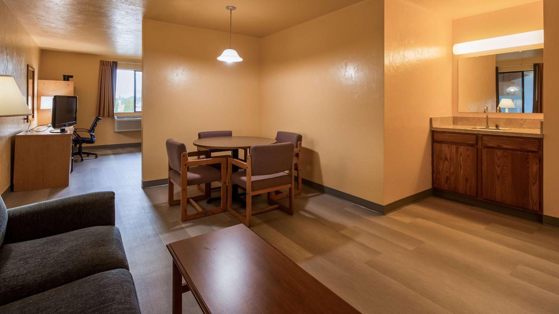 SureStay Hotel by Best Western Ellensburg photo 25