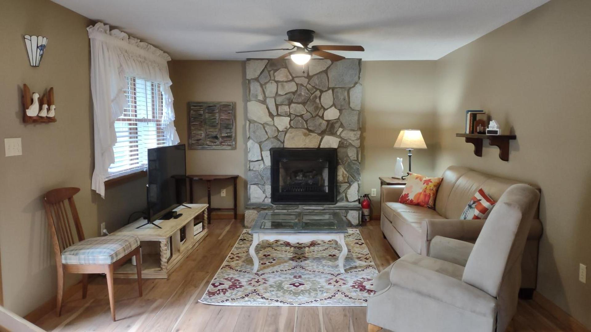 Cozy Creek Cottages photo 6