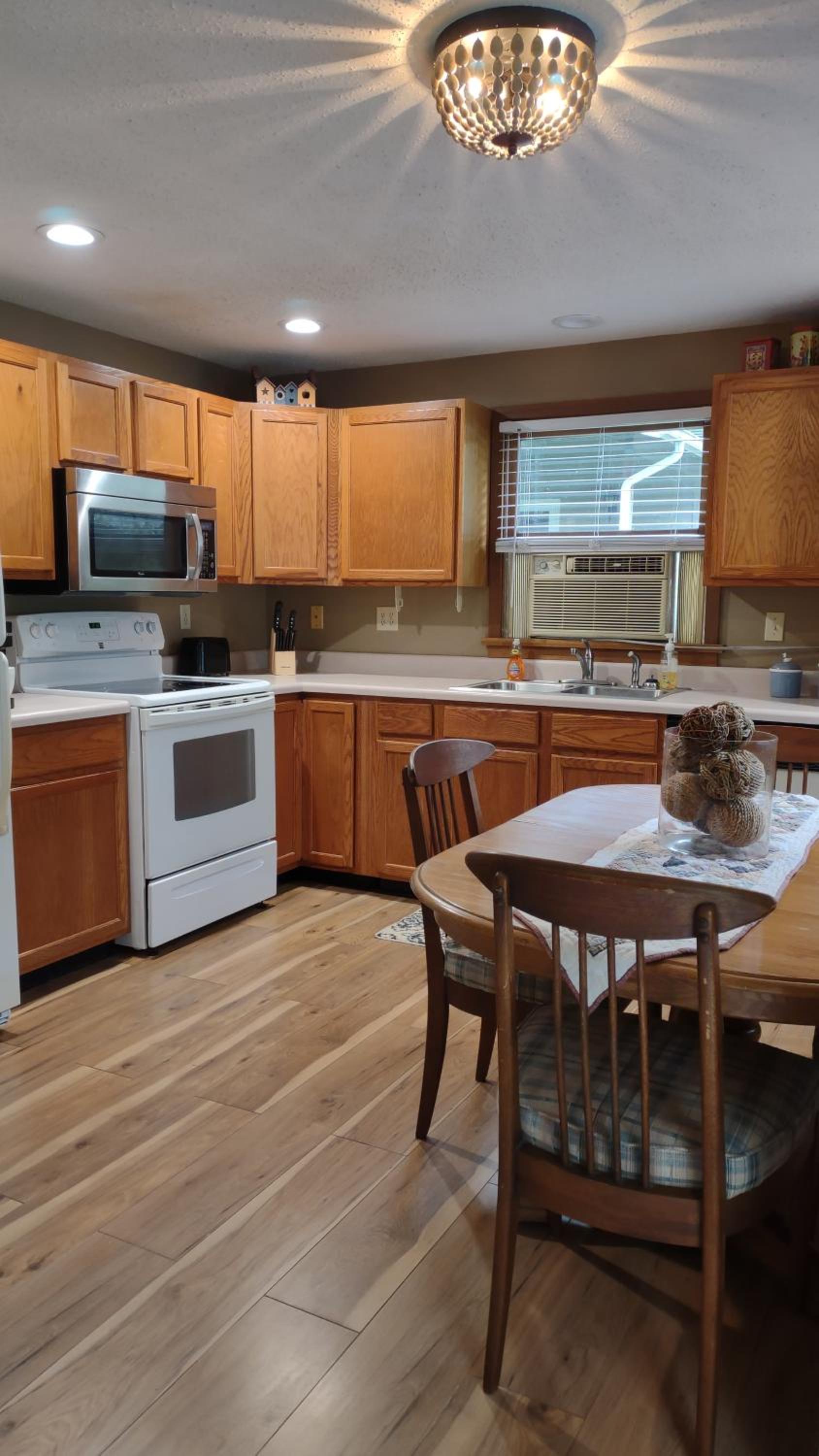Cozy Creek Cottages photo 59